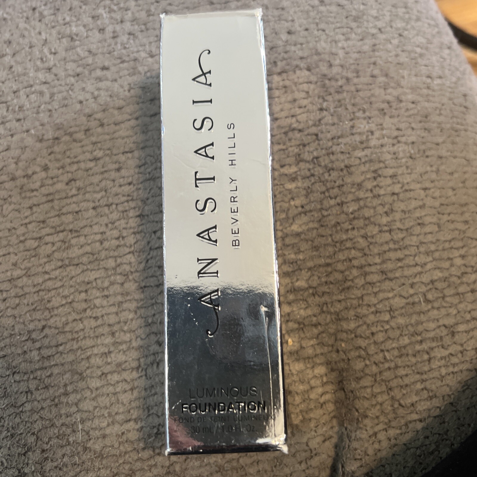 Anastasia Beverly Hills Luminous Foundation 1 Oz 30Ml 345C