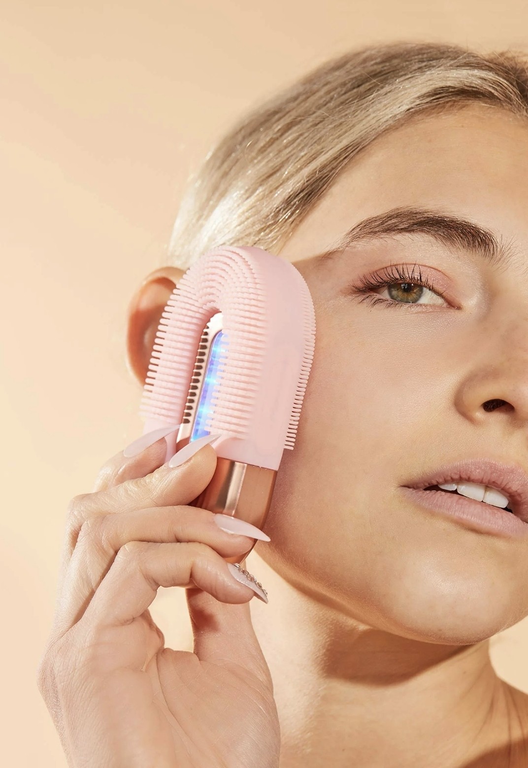 $79 Skin Gym Vibrating Facial Cleansing Brush Silicone