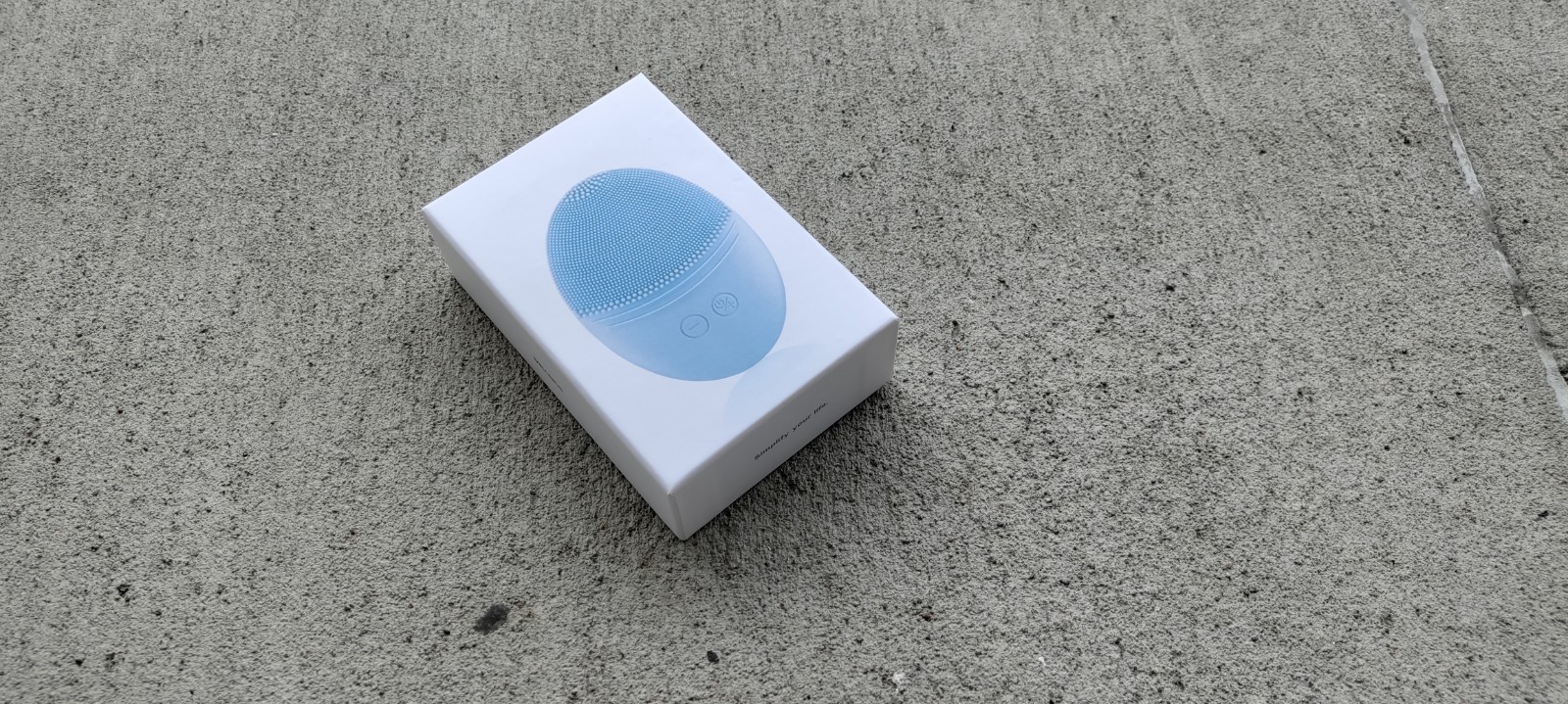 EZBASICS Sonic Face Brush, Waterproof, Blue, Model KD303, Opened Box!