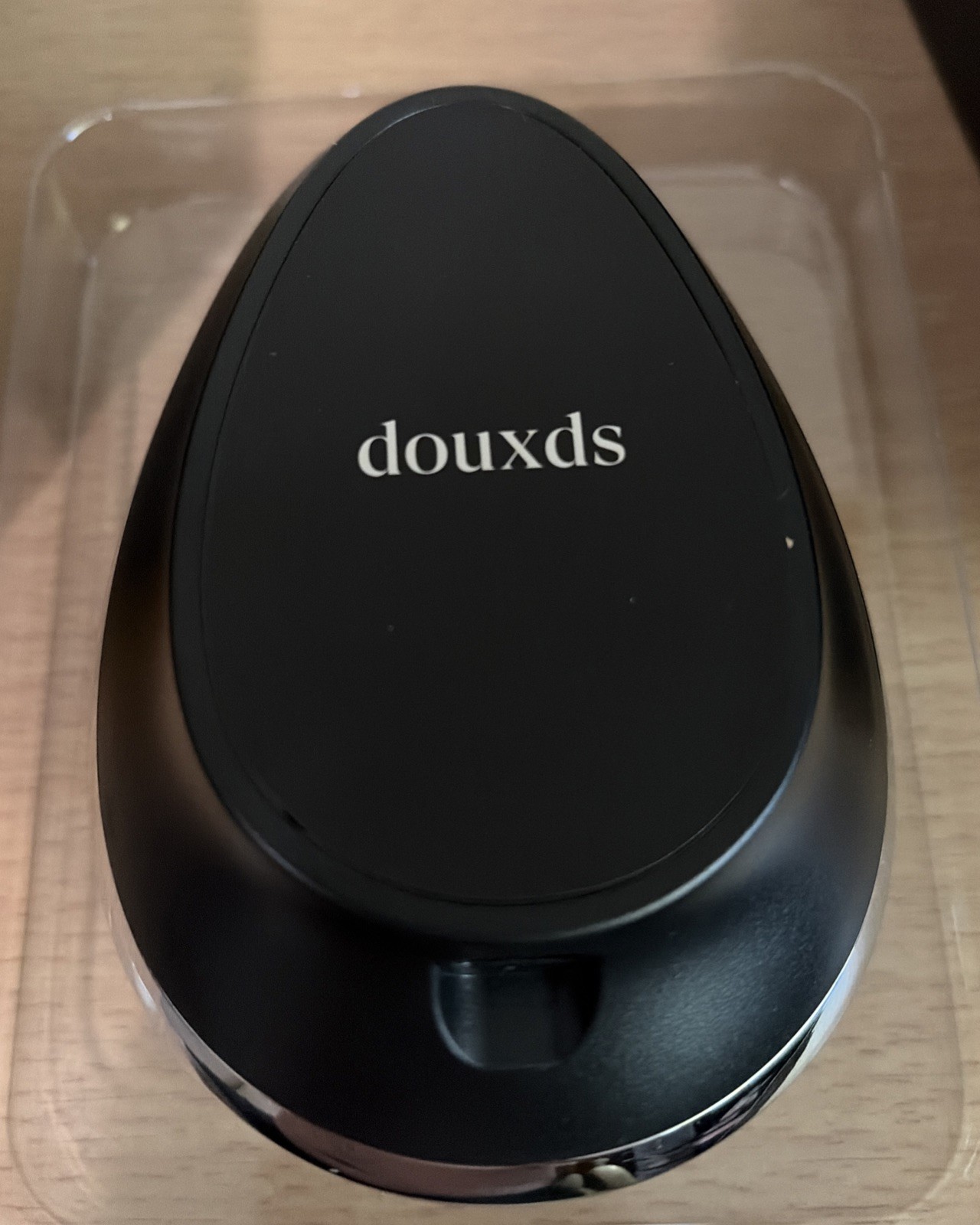 Douxds Flex Vibrating Face Brush Skin Care Device Sonic Vibration Open Box