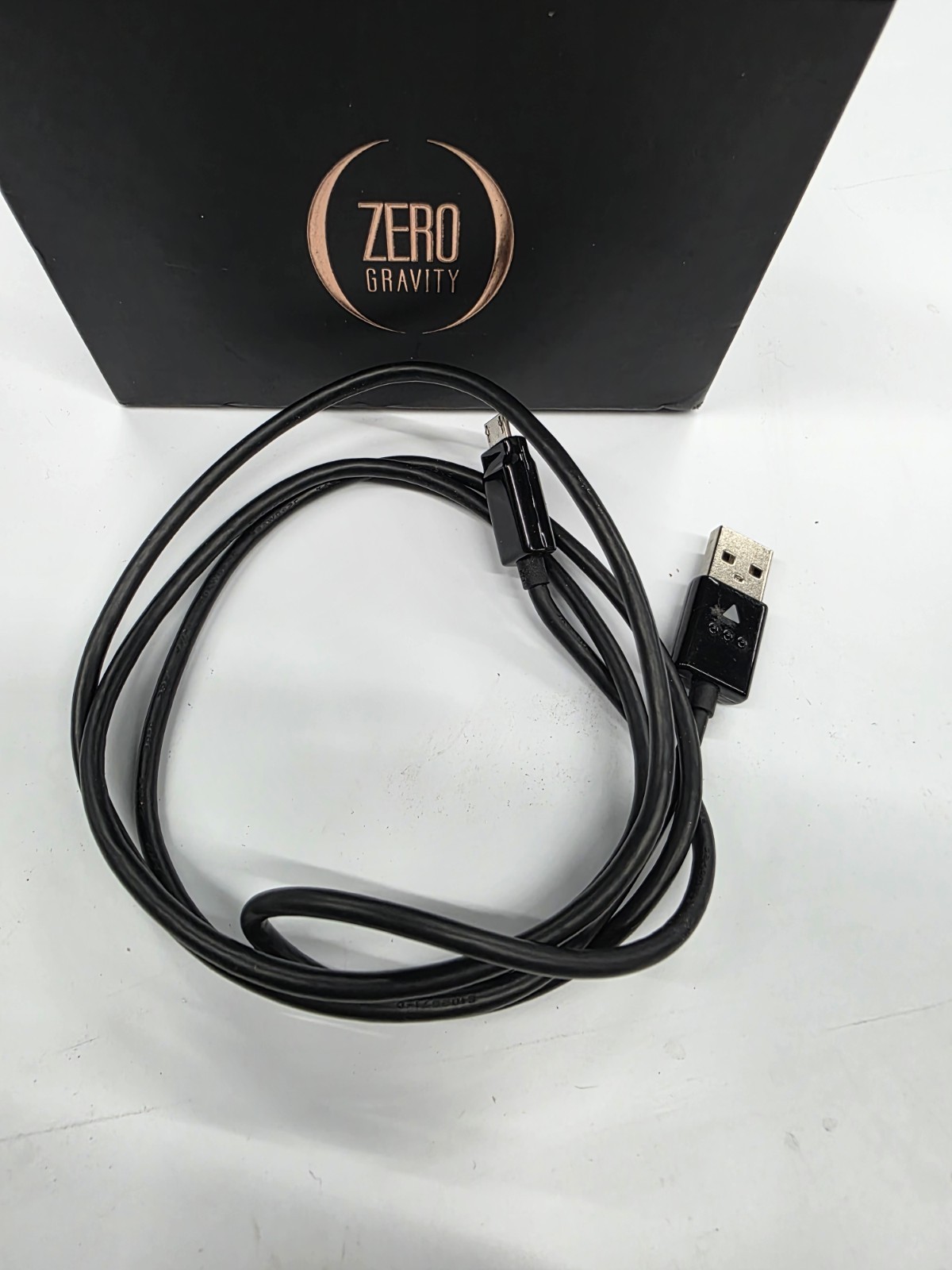GRANDIO Zero Gravity Hair Loss Scalp Thinning Baldness Self Treatment Device