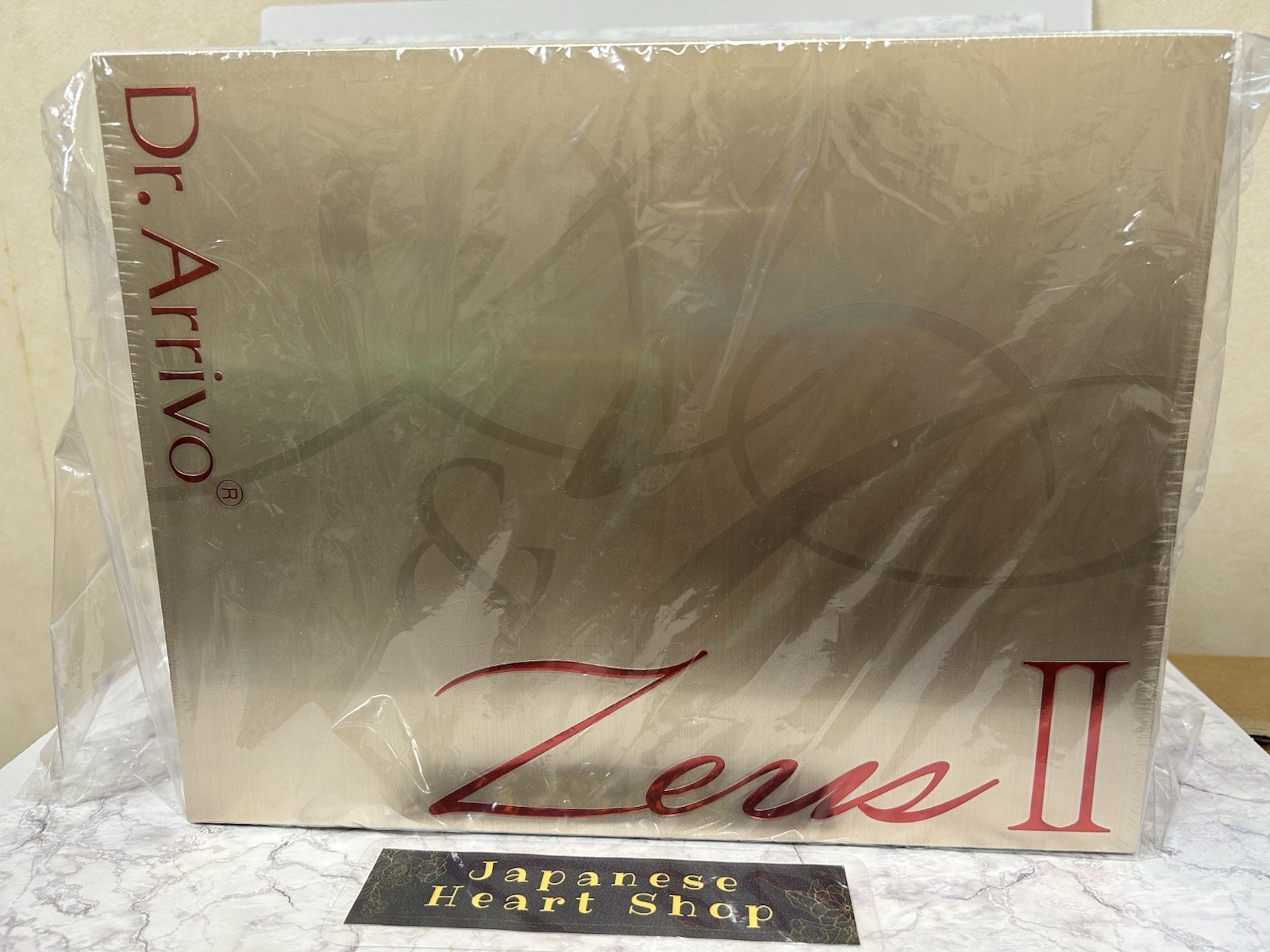 Zeus II 24K Gold & Red DR.ARRIVO Facial Device Japan Model ARTISTIC&CO w/ Serum
