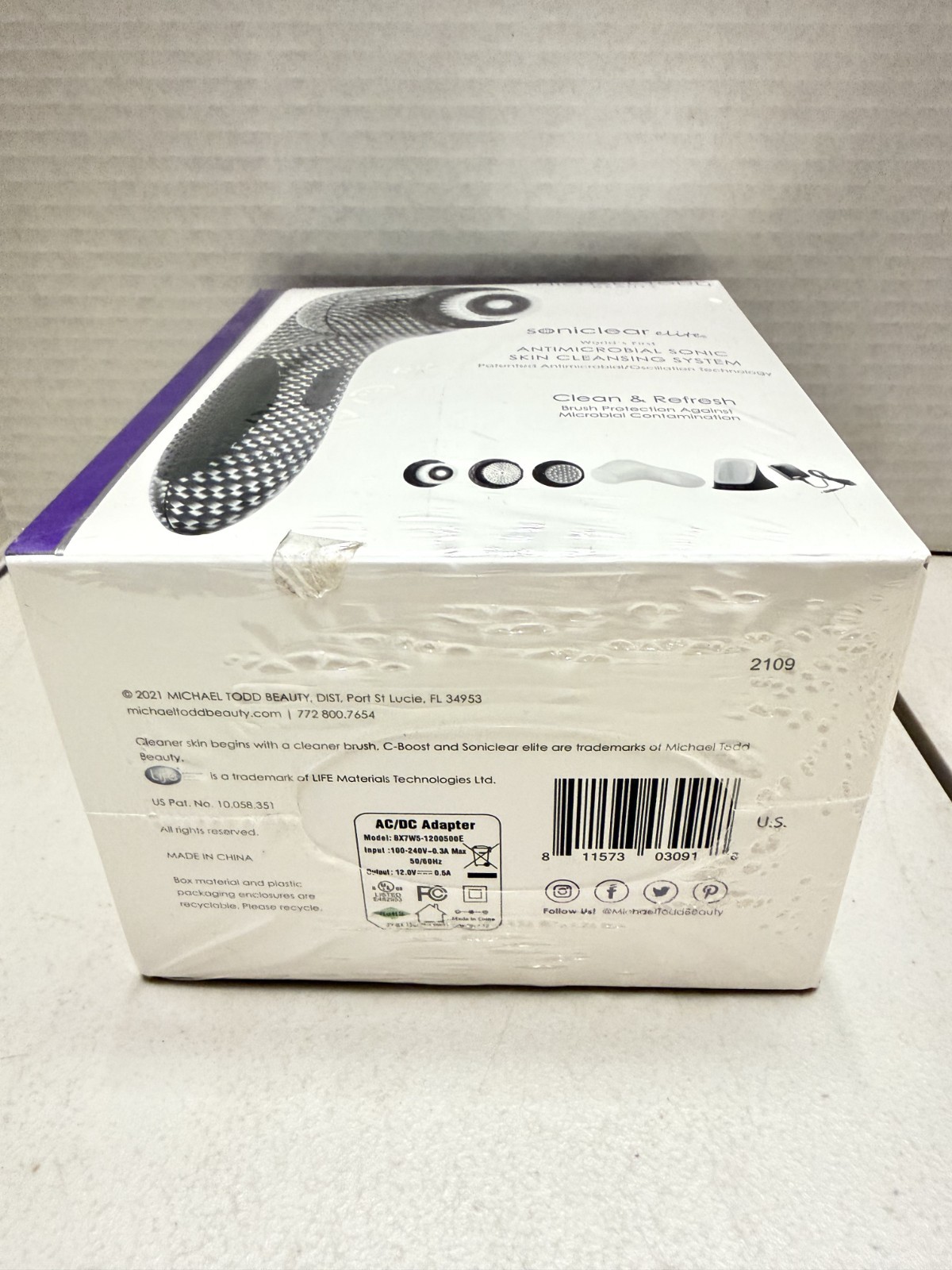 Michael Todd Soniclear Elite Skin Cleansing System