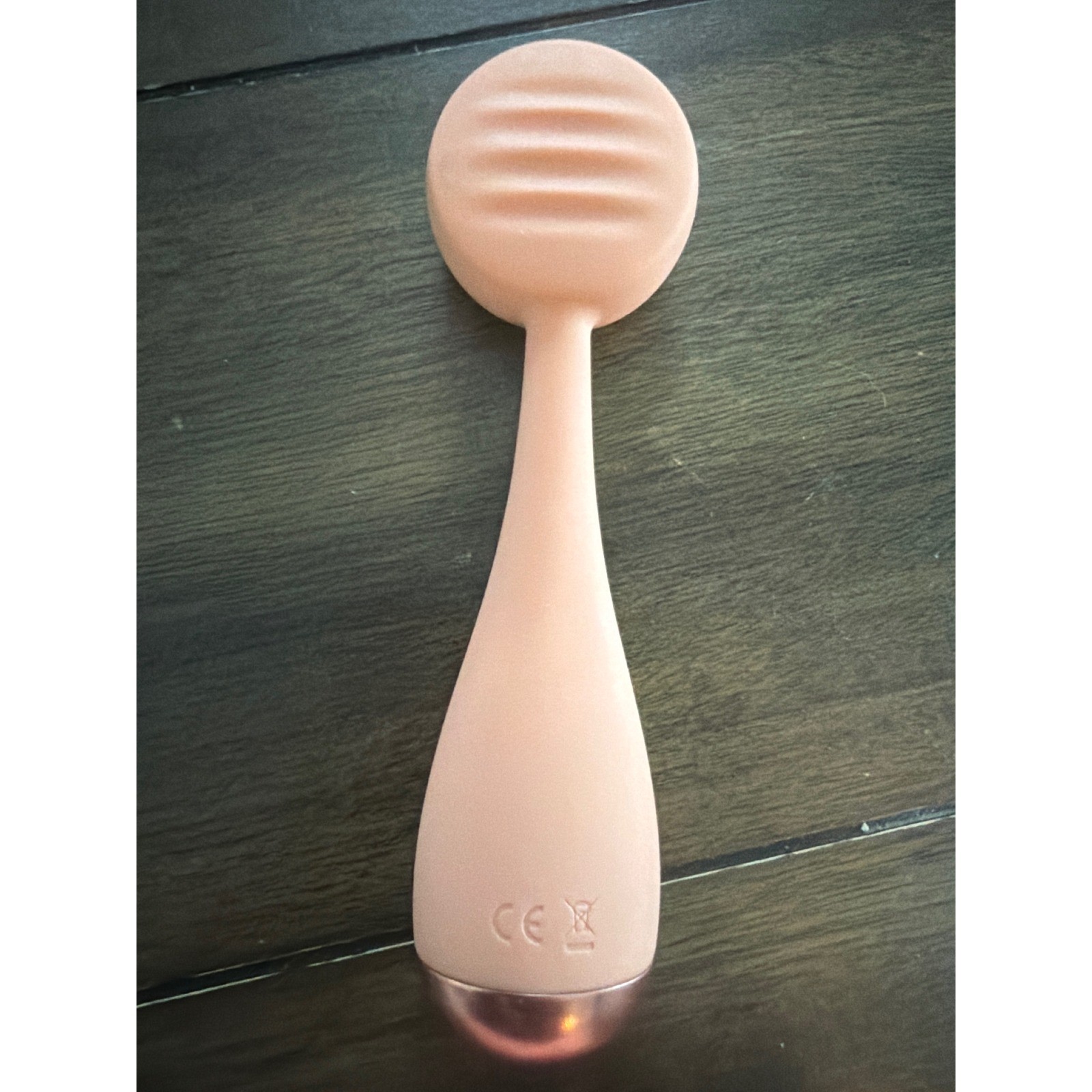 PMD Clean Smart Facial Cleansing Device Blush Pink SonicGlow Silicone Brush