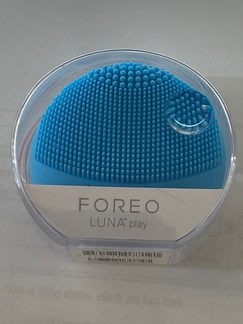 Foreo Sweden Luna™ Play Sonic Facial Cleanser & Massager Blue Sealed Free Ship