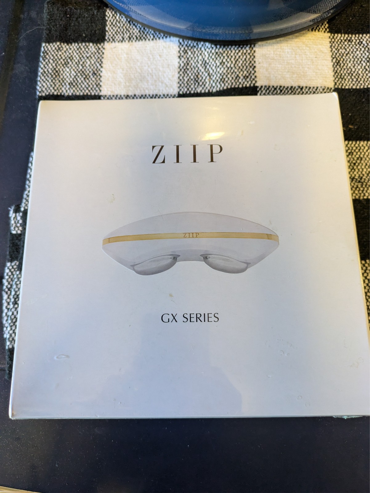 ZIIP GX Beauty Nanocurrent Facial Device with Golden Gel