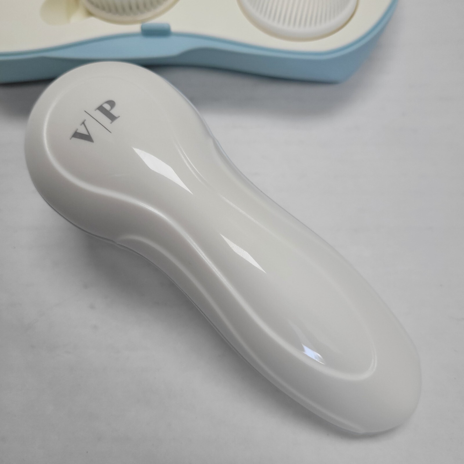 Vanity Planet Face & Body Daily Cleansing System 3 Brush Head Set Battery Power