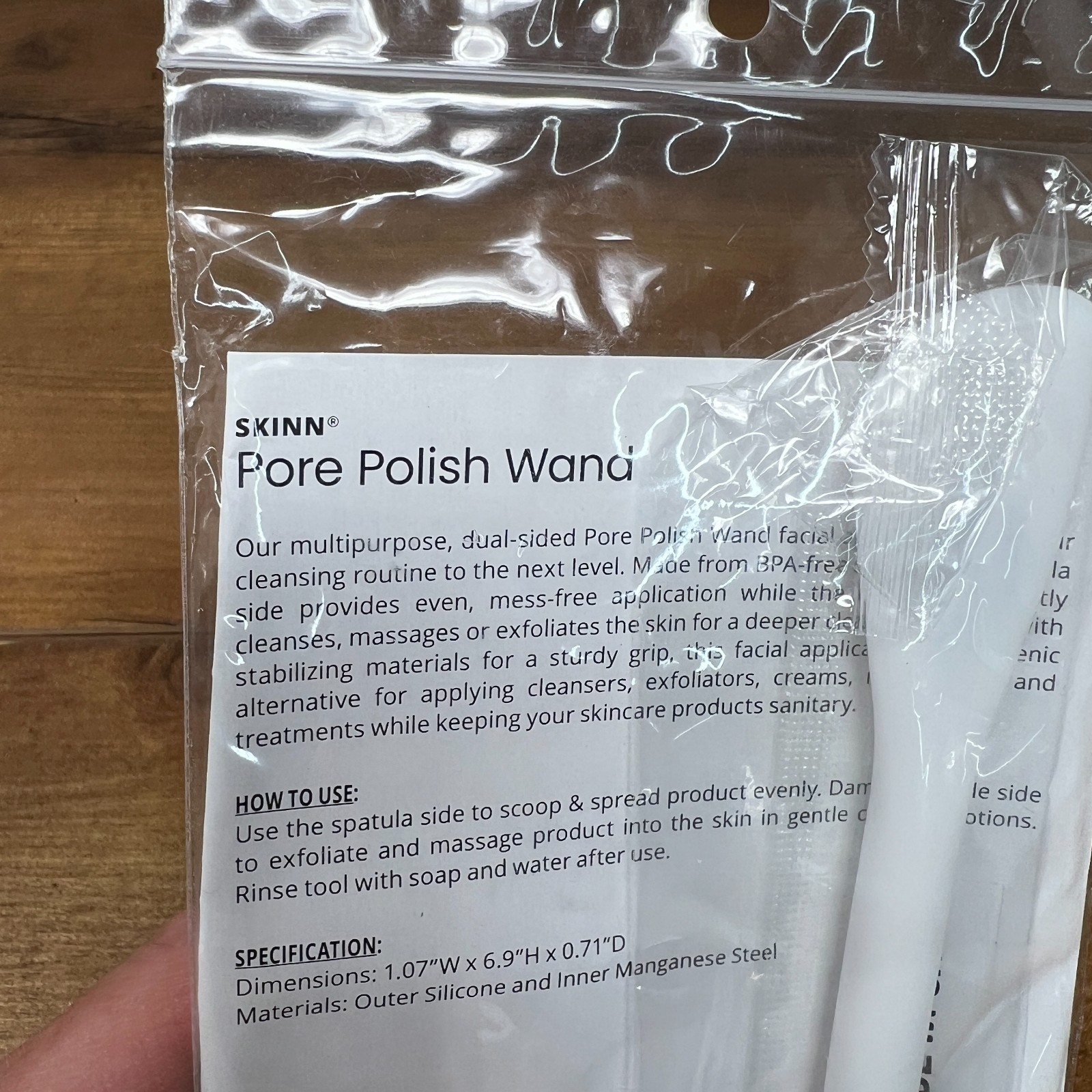 SKINN Pore Polishing Wand Silicone Facial Brush New Sealed Skin Care