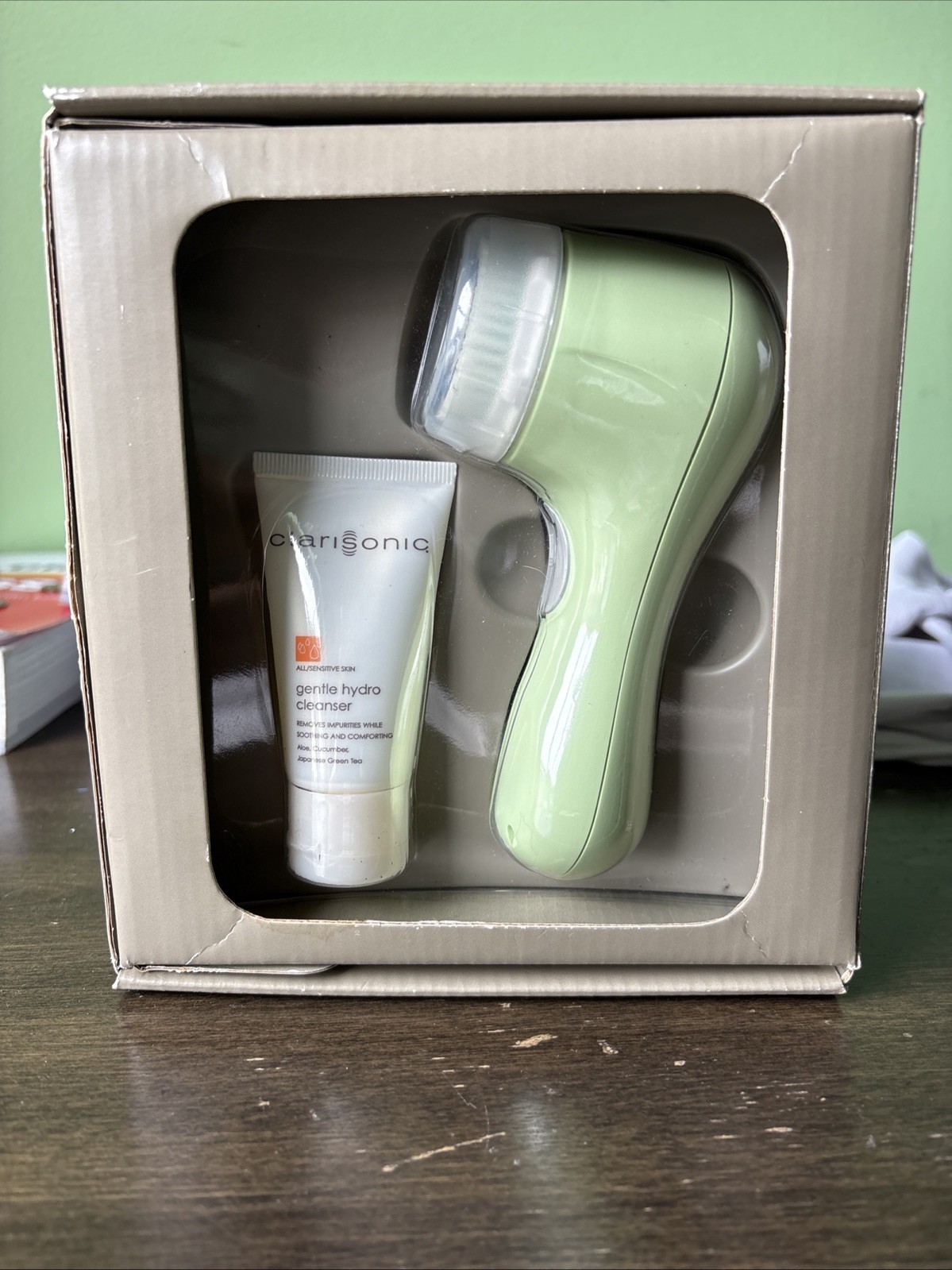 Clarisonic Gentle Hydro Cleanser With Brush