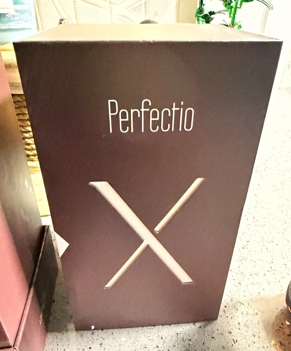 Perfectio Perfectio X Facial Cleansing Device Brown w/ Box Stand & Pouch