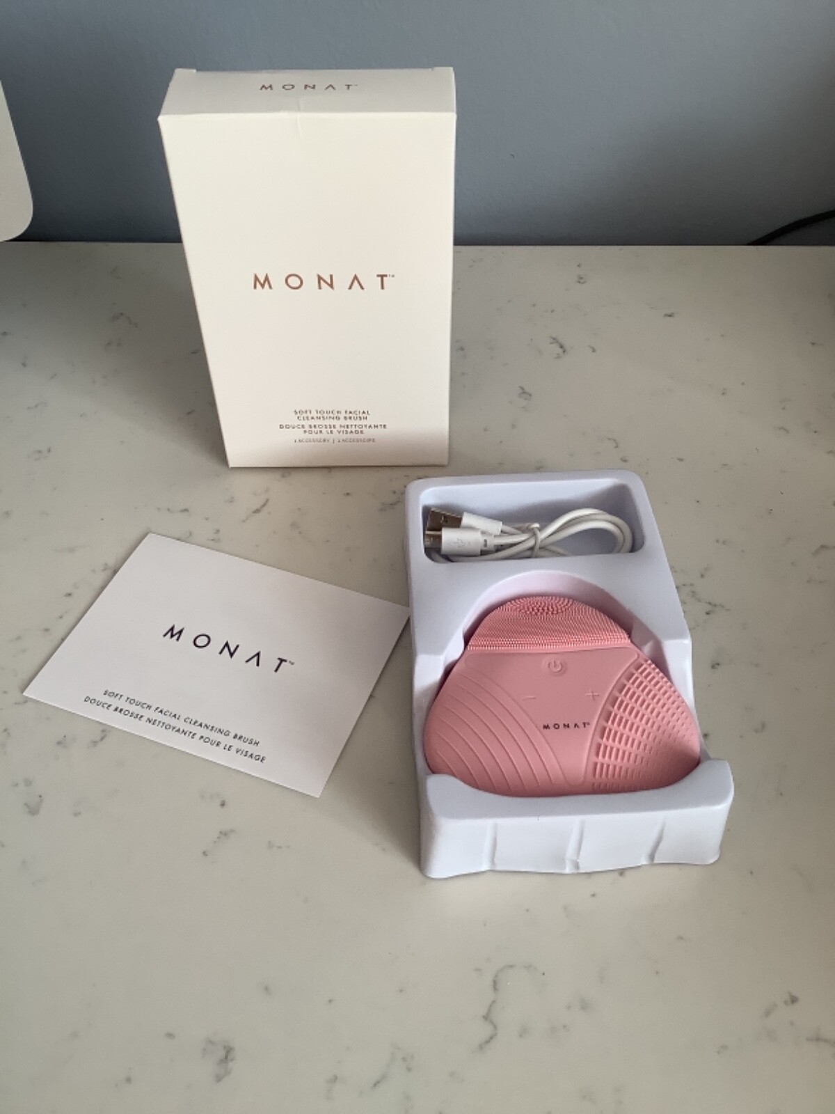 NEW AUTHENTIC MONAT SOFT TOUCH FACIAL CLEANING BRUSH ELECTRIC RECHARGEABLE NR