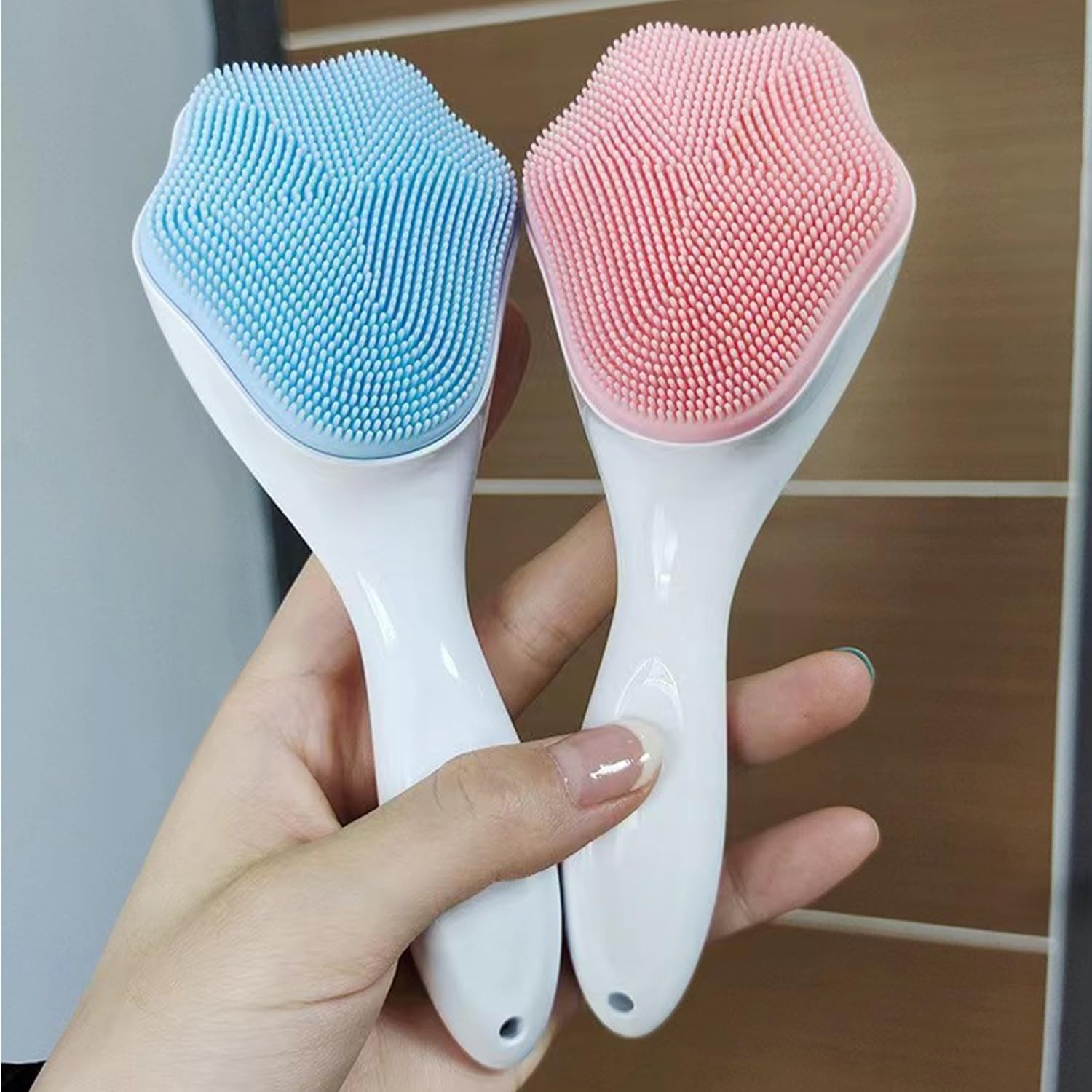 Silicone Face Scrubber and Exfoliator Brush Facial Cleansing Brush for Blackhead