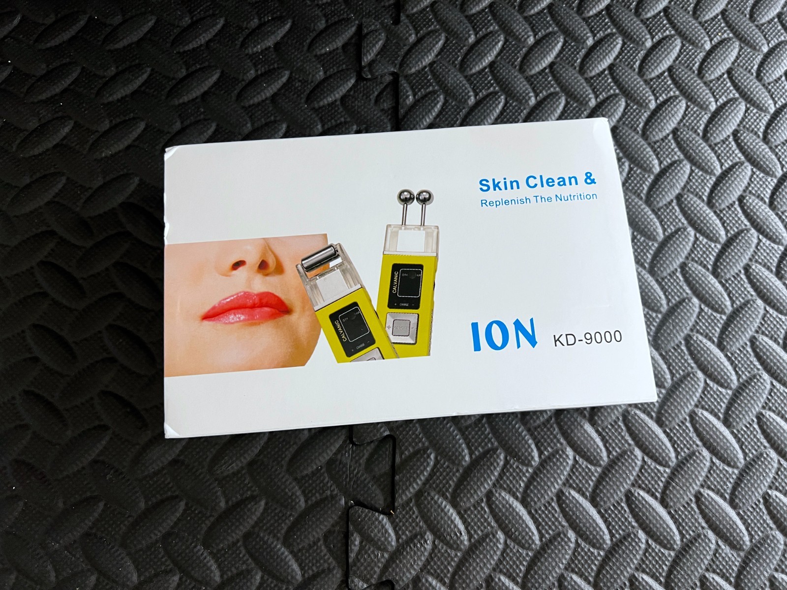 ION KD-9000 Galvanic Microcurrent Iontophoresis Wrinkle Removal Roller Massager