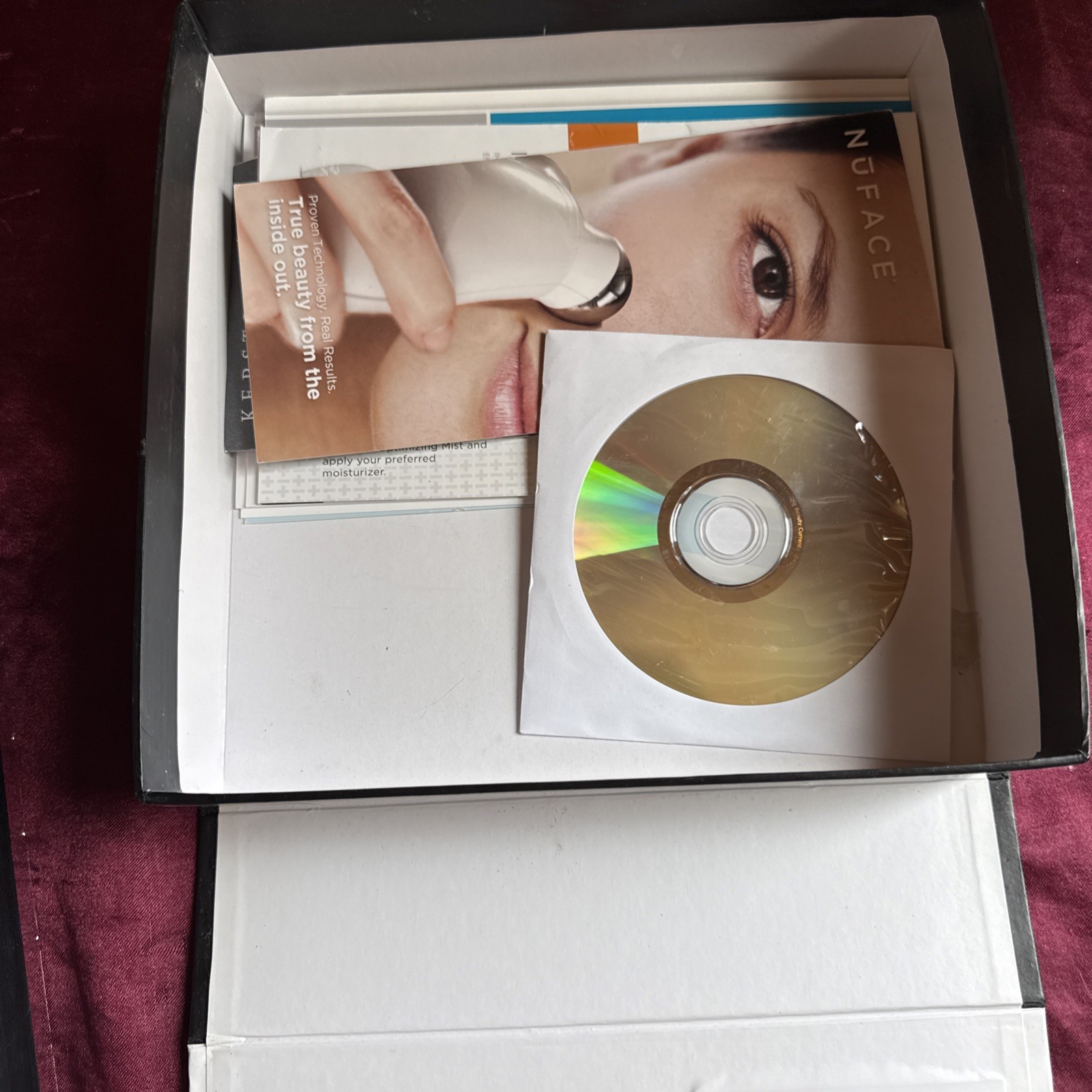 Nuface Trinity Facial Trainer Kit Pink USED GOOD CONDITION
