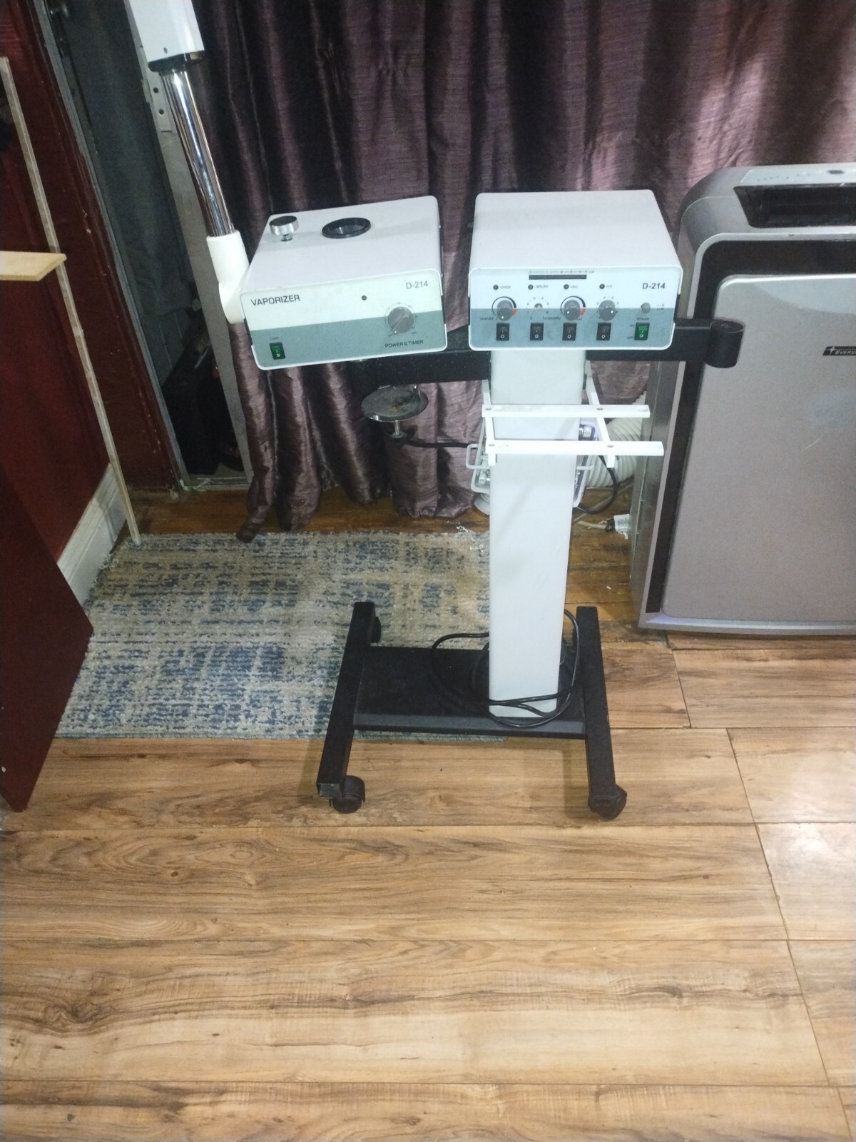 T214 8 Function Facial Skincare Machine
