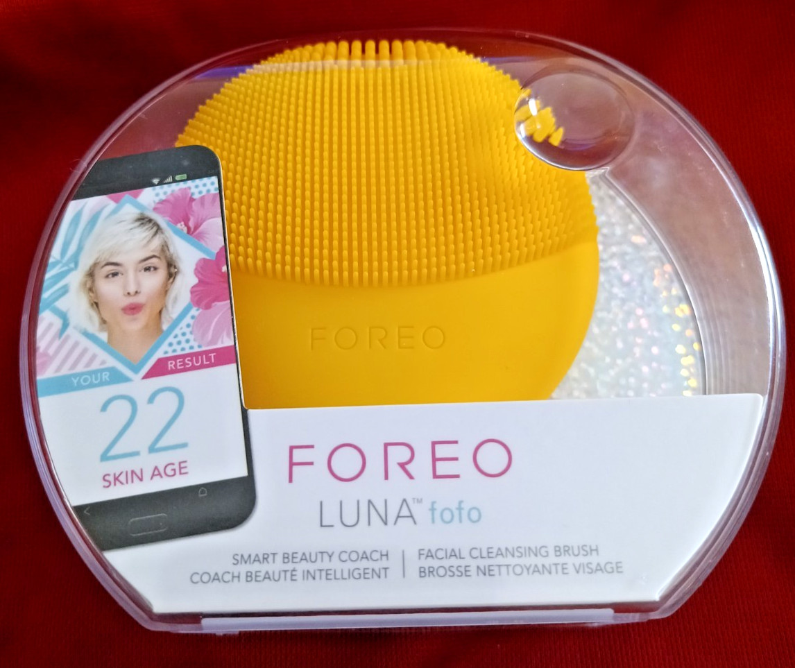 FOREO LUNA fofo SUNFLOWER YELLOW Facial Cleansing Brush New in Box