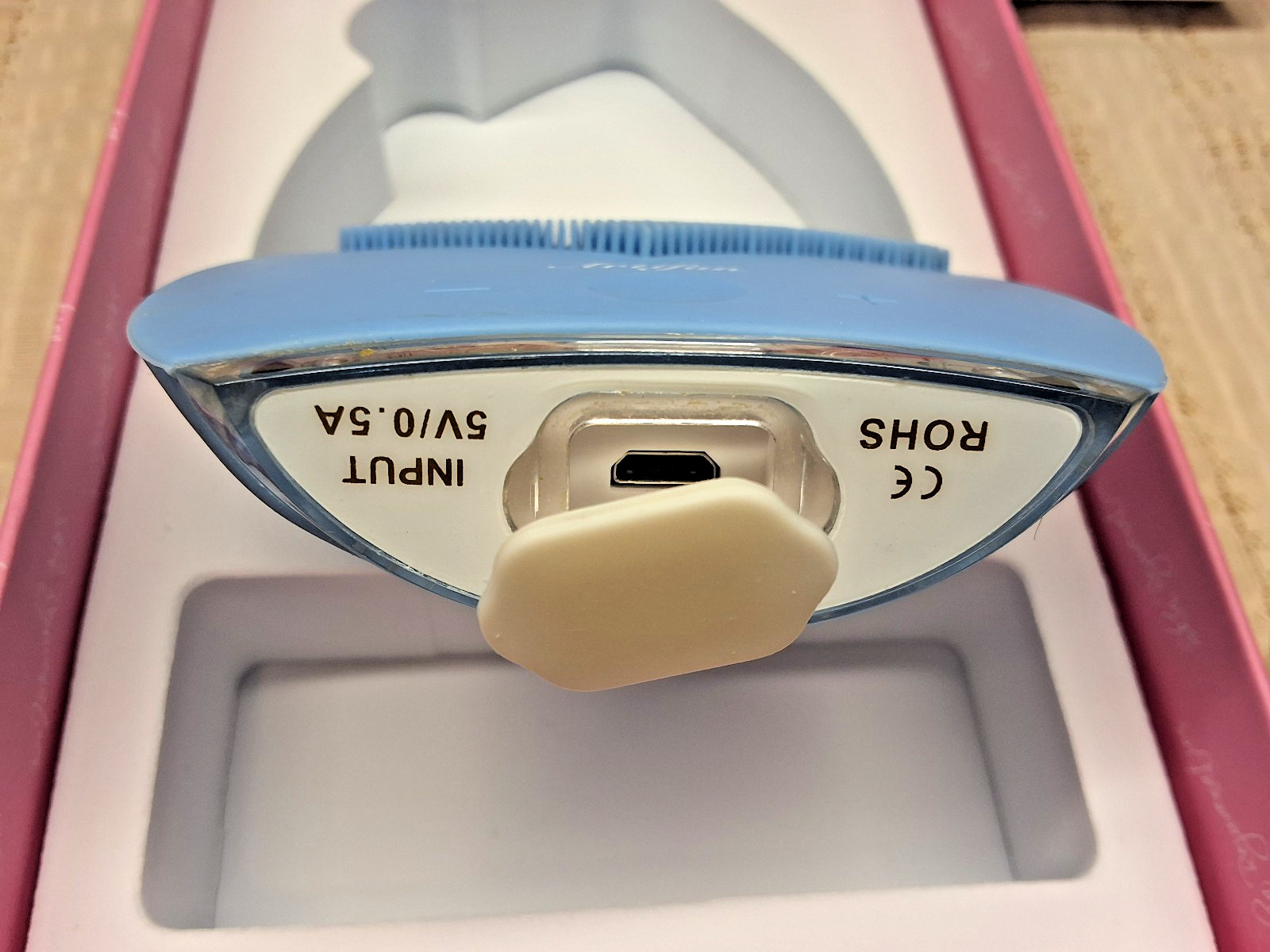 Silicone Electric Face Cleansing Brush Sonic Facial Skin Cleaner Massager