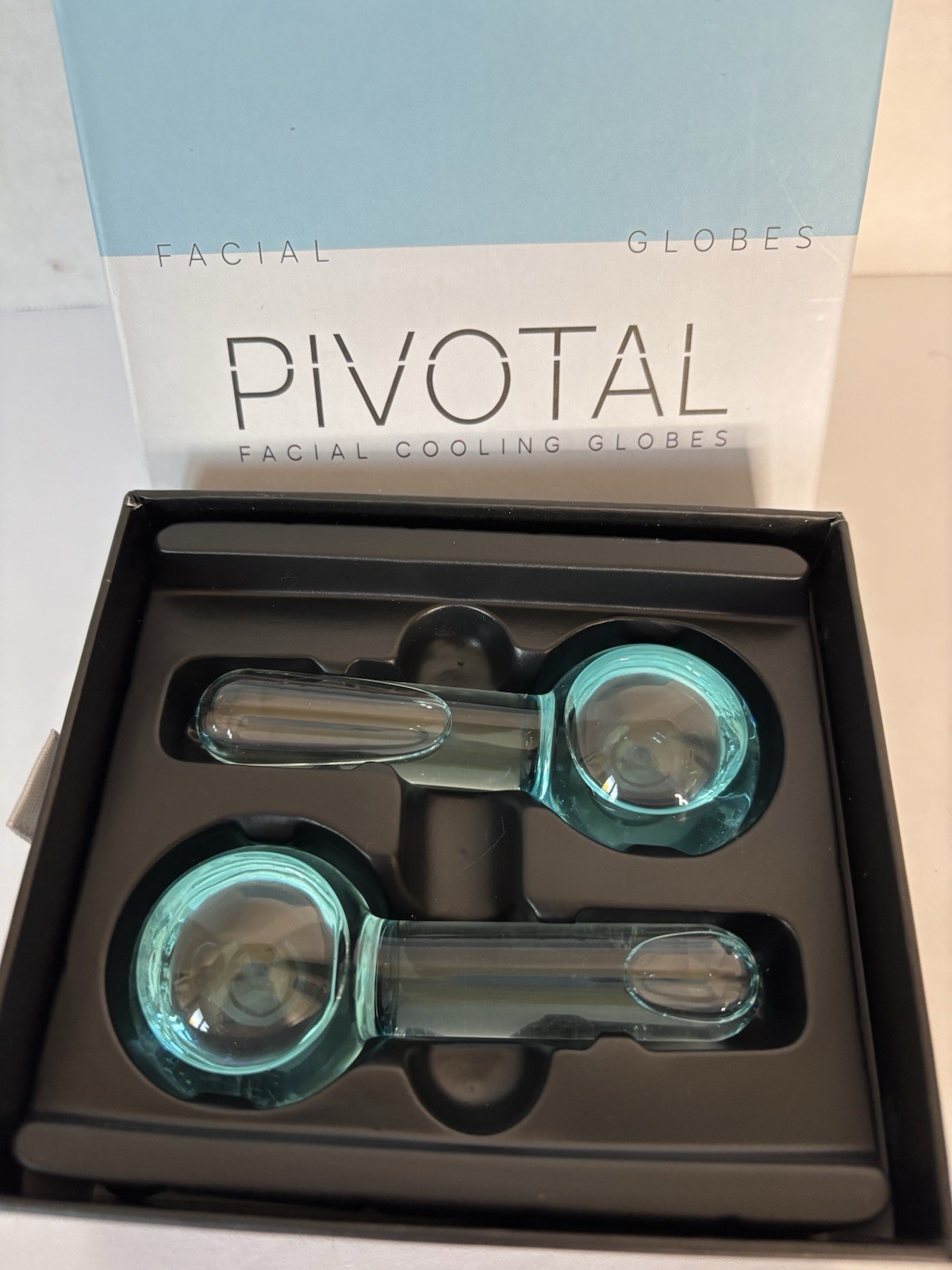 PIVOTAL Facial Cooling Globes Cooling Glass Facial Massager for Wrinkles Blue