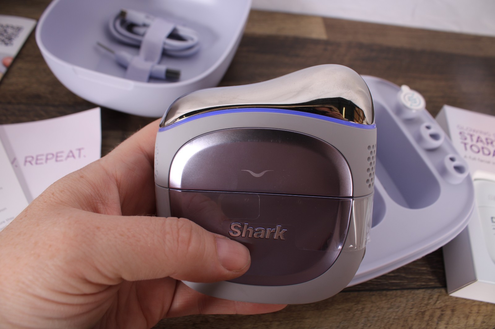 Shark Facial Pro Glow + DePuff Facial Device Complete Tested Works w/ Box