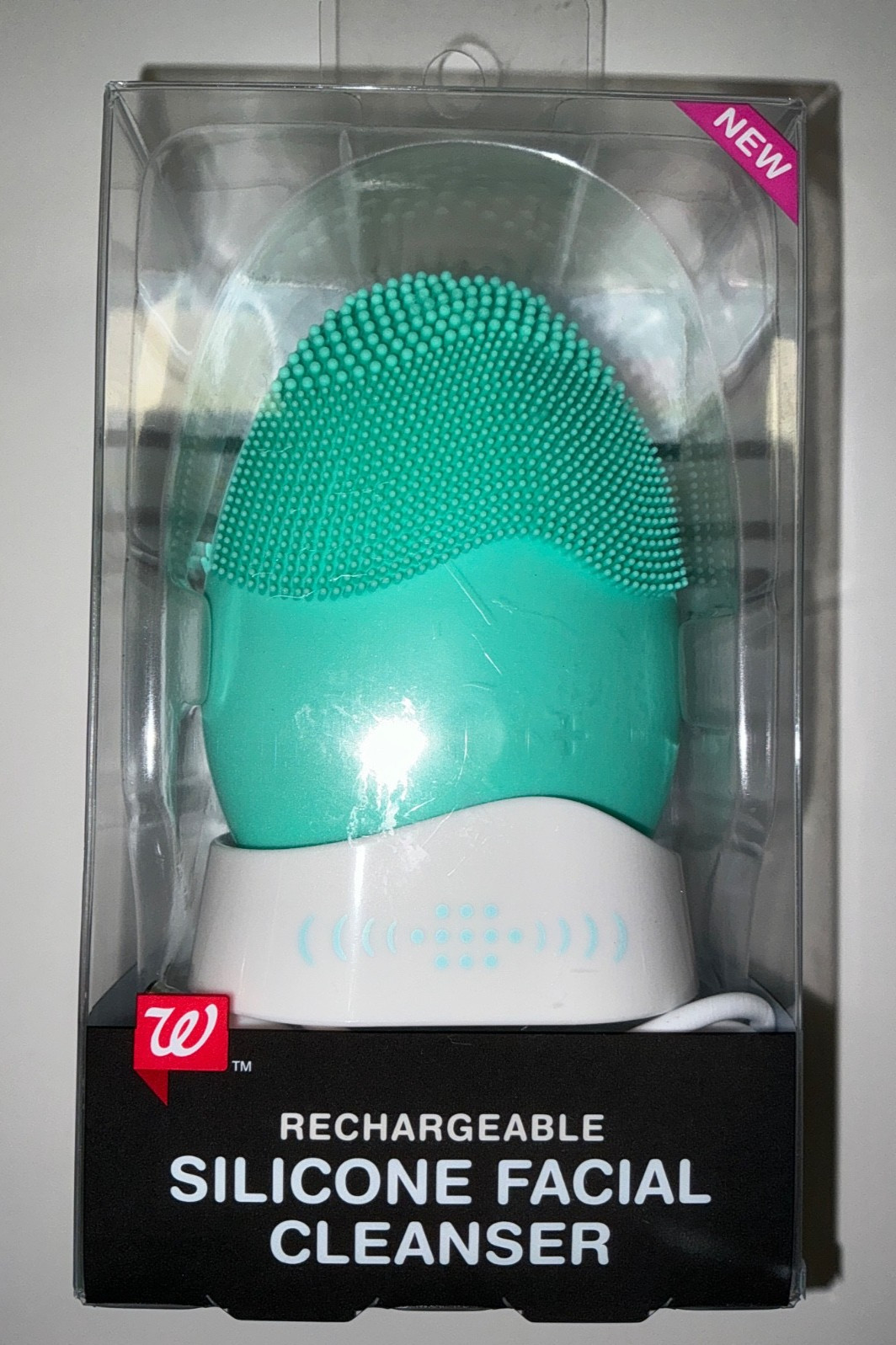 Walgreens USB Rechargeable 3.5″ Silicone Facial Cleanser Water Resistant + Stand