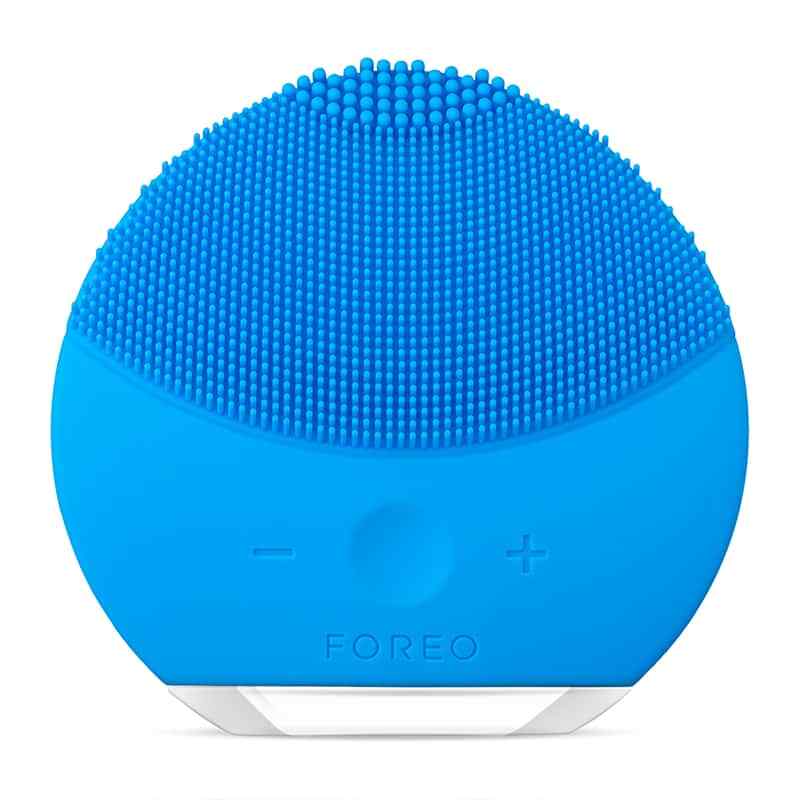 FOREO mini 2 facial cleansing scrub