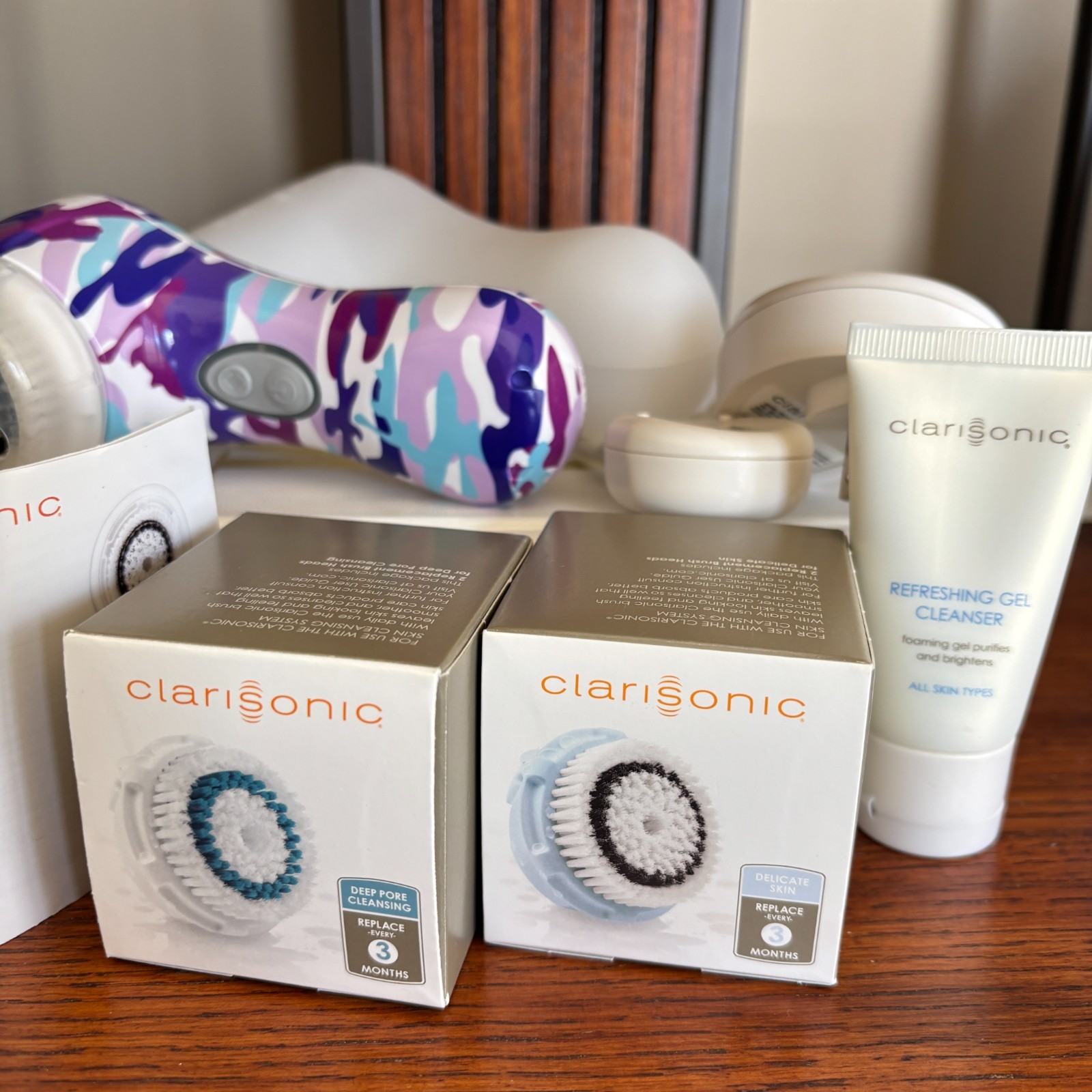 Clarisonic MIA 2 Sonic Facial Cleansing System Camo w/4 Brushes, Case, Cleanser