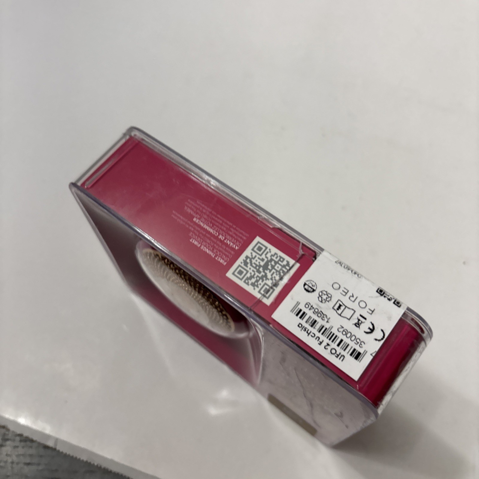 FOREO UFO 2 Heated LED Power Mask Light Therapy Device – Fuchsia – Case Wear New
