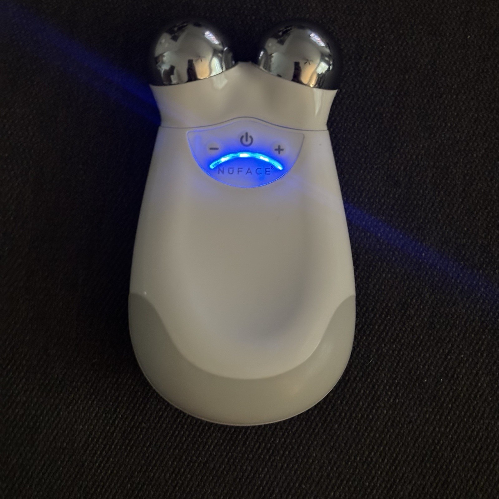 NuFace Trinity Facial & Neck Toning Device + Charging Stand Skincare