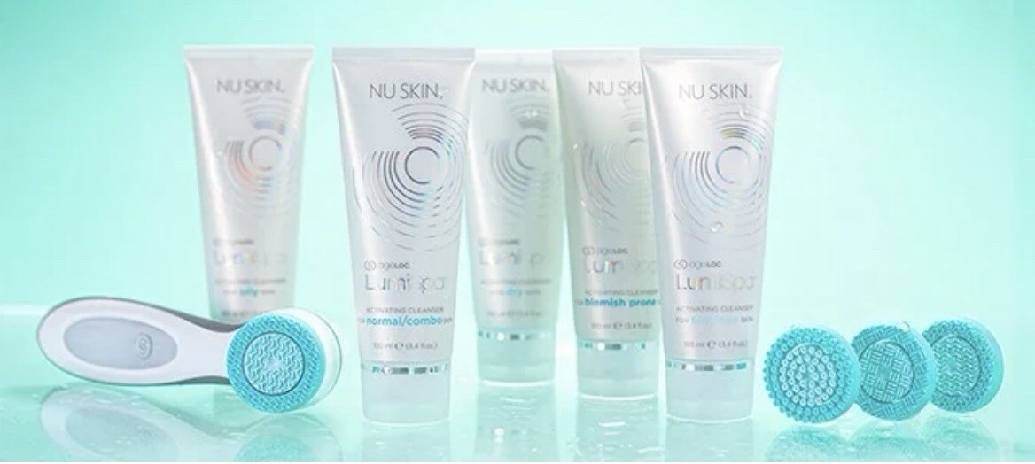 LumiSpa Cleansing Device