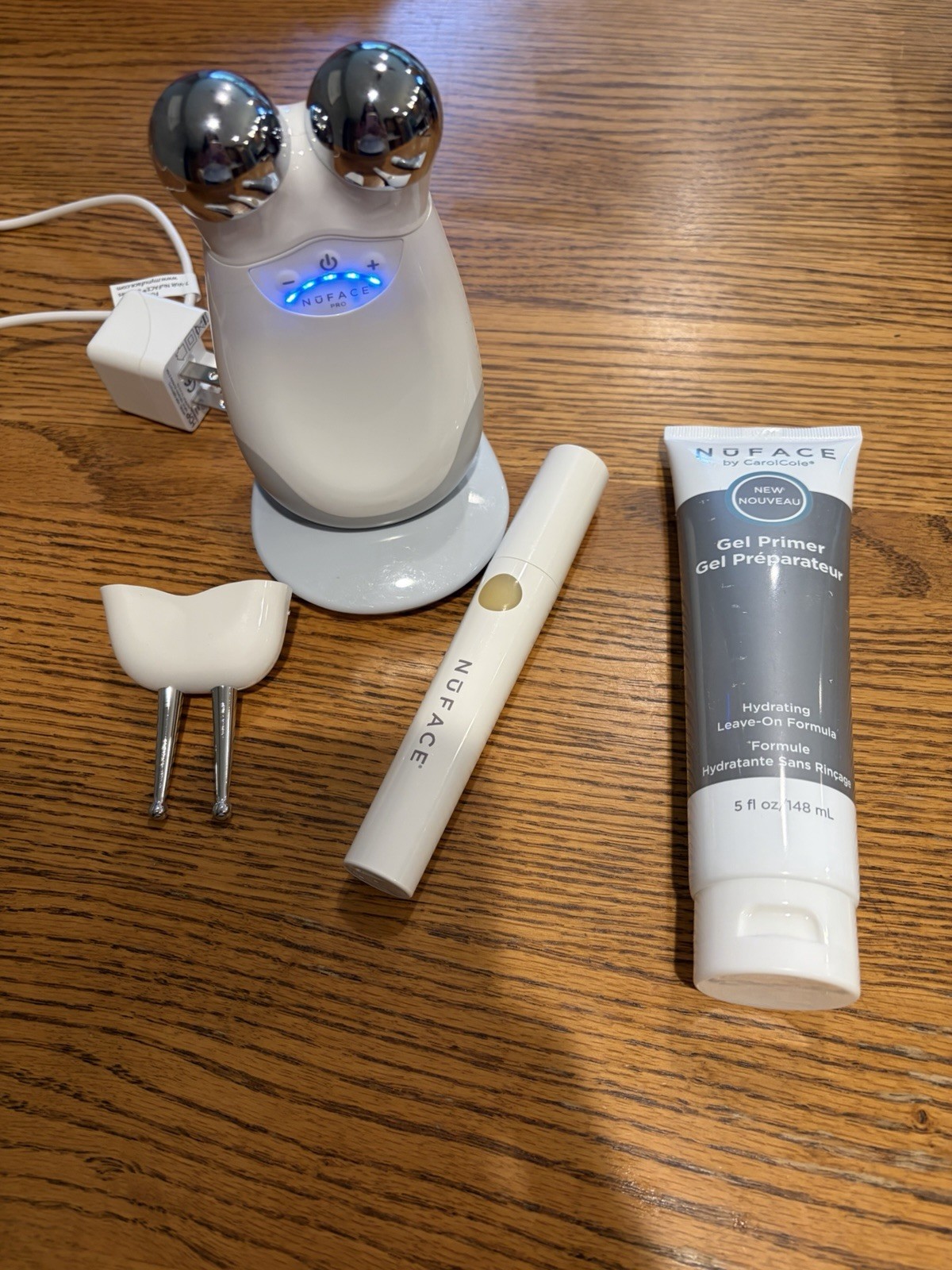 NuFACE Trinity Pro Facial Toning Device BUNDLE Gel Primer & lip attachment & fix