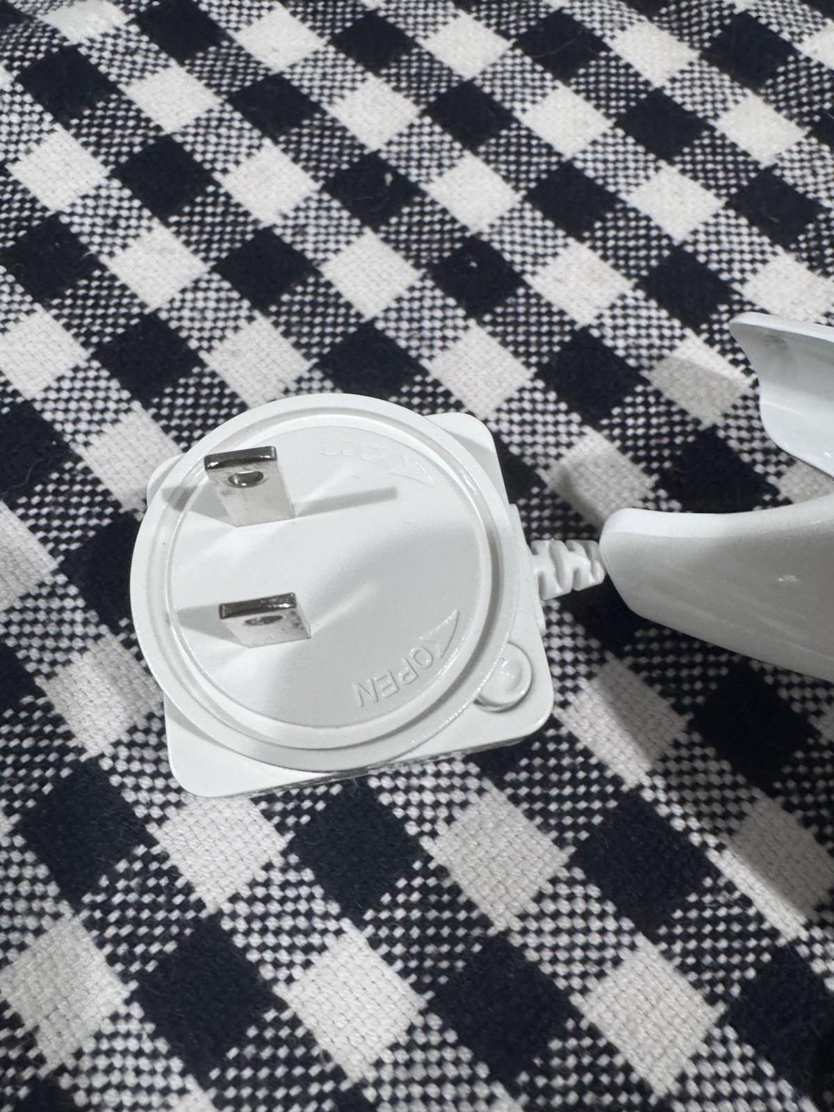 Nu Skin [Nuskin] AgeLOC LumiSpa Facial Cleansing Device w/ Charging Base WORKS!