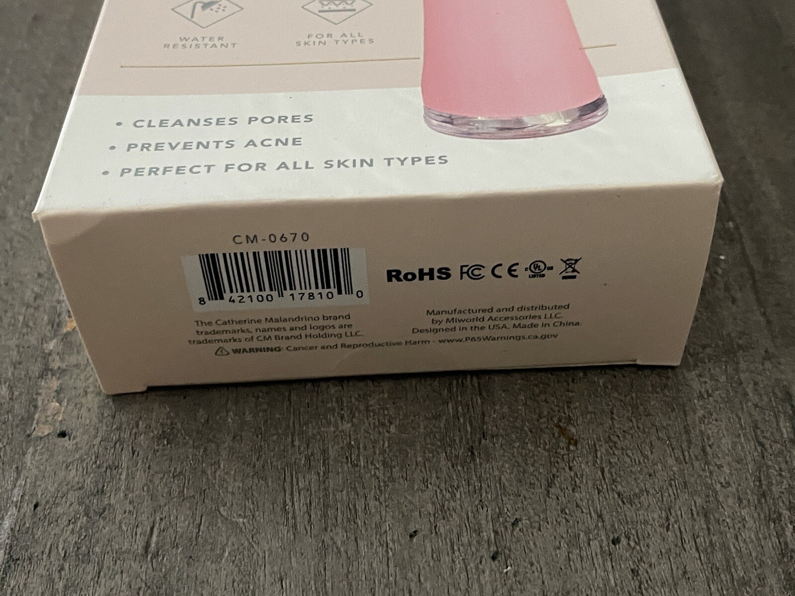 Catherine Malandrino Facial Ceansing Massager – Cleanses Pores & Prevents Acne