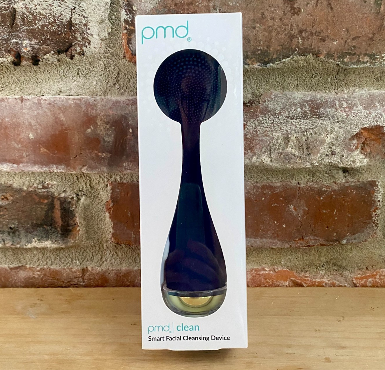 PMD Clean Smart Facial Cleansing Device, Navy/Gold, New in Original Packaging.