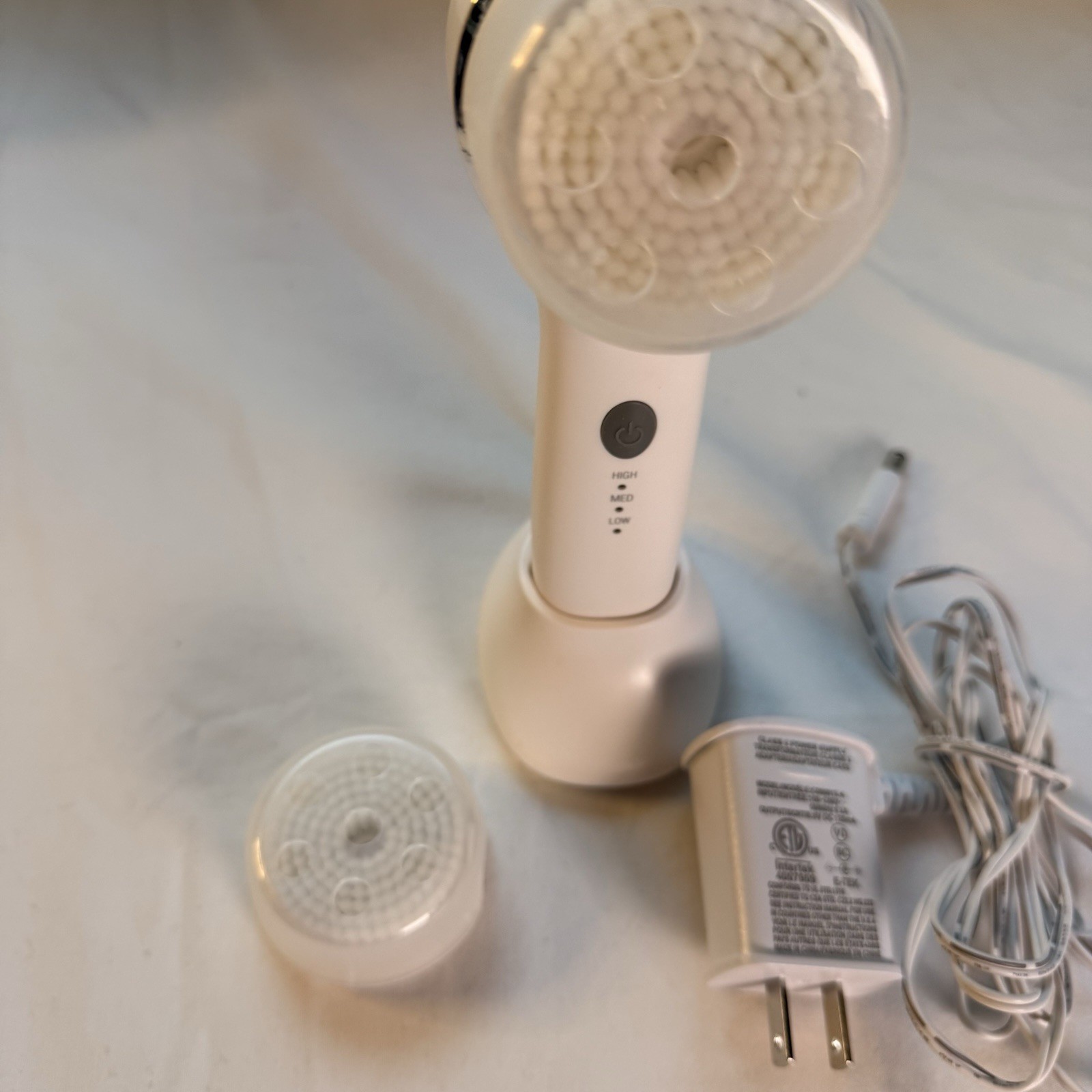 Conair True Glow Sonic Facial Brush With Facial Cleansing Brush