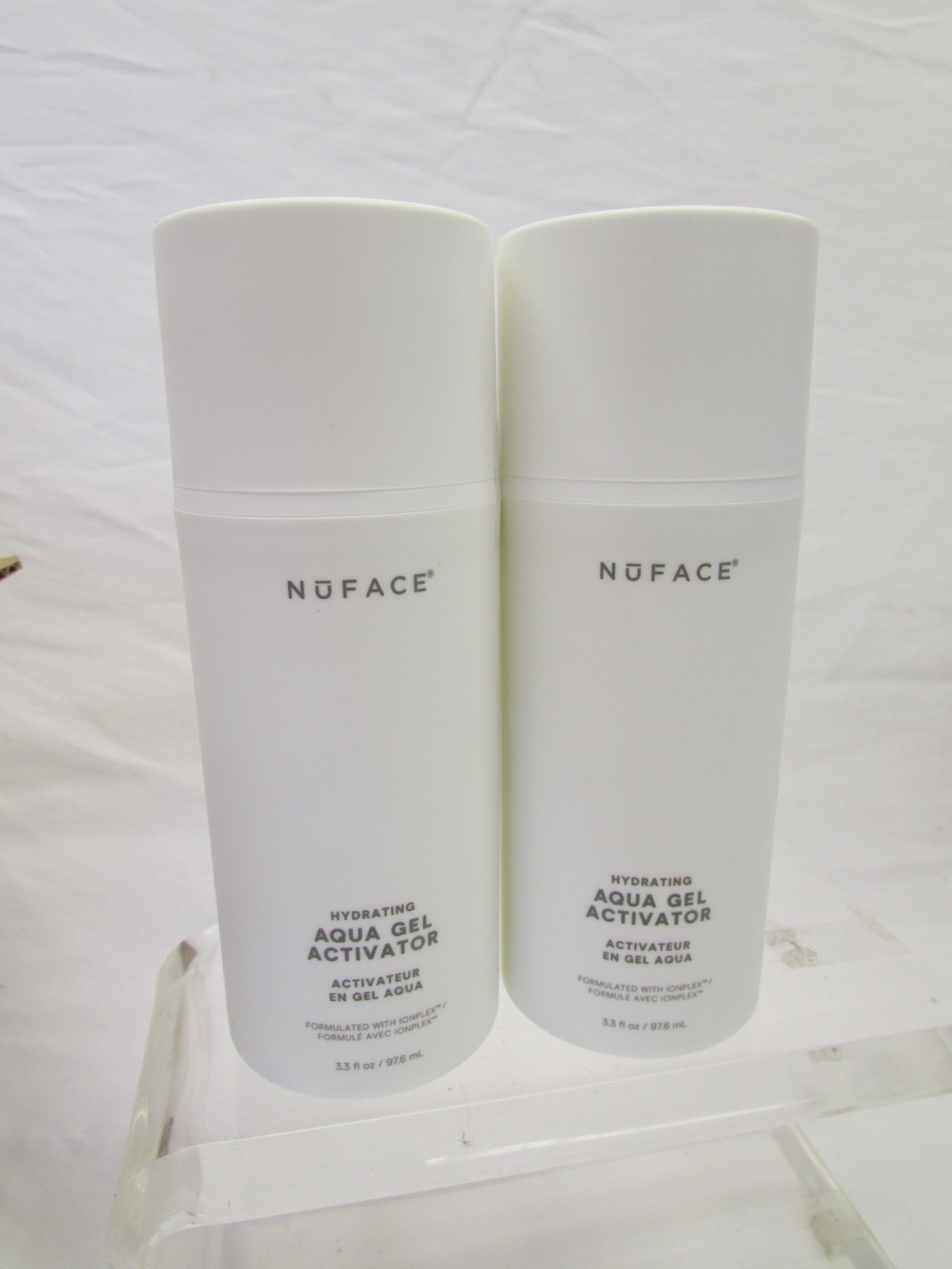 NuFace Trinity & Facial toning device w/ 2 Aqua gel activator 3.5oz NEW