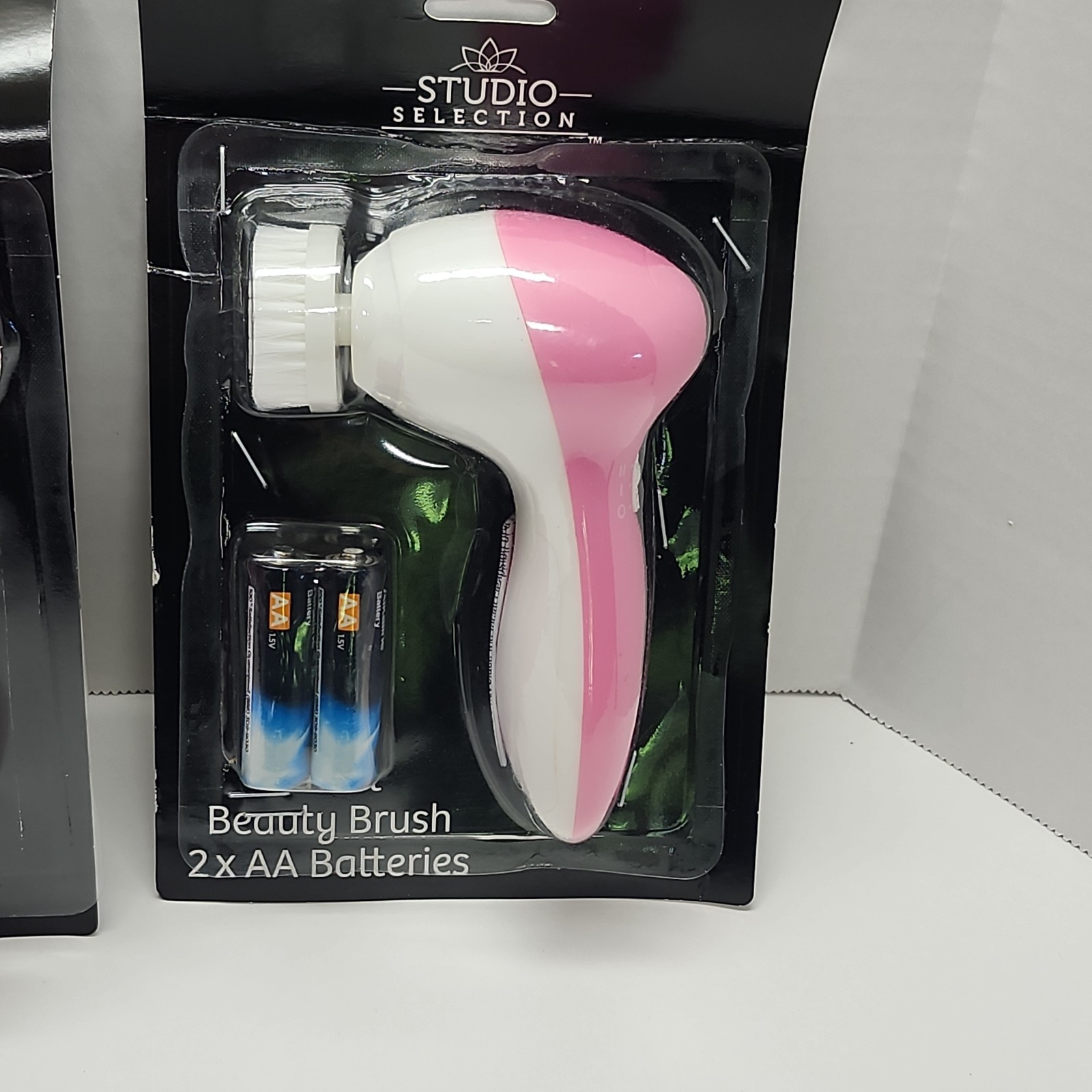 Lot 3 Studio Selection Electric Facial Beauty Cleansing Brush 2-Speed Pink New