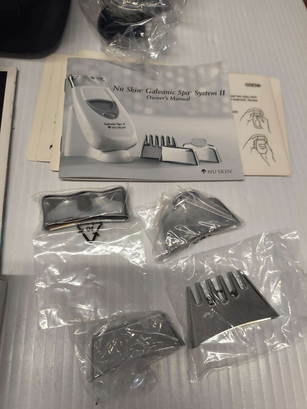 Nu Skin Galvanic Spa System II EX Device 4 Heads & Case Kit FREE SHIPPING
