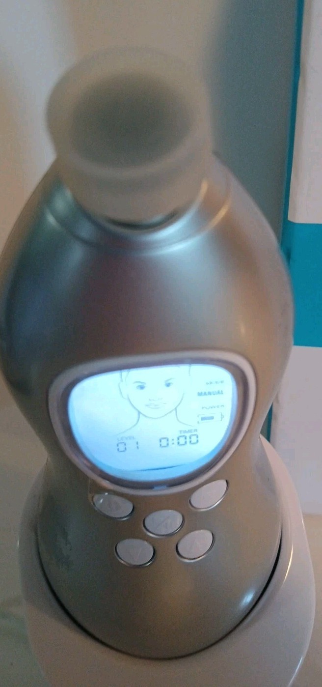 Rodan+Fields Marco Exfoliator Device Base Adapter 8 Cooling Gel-Accessorie($300)