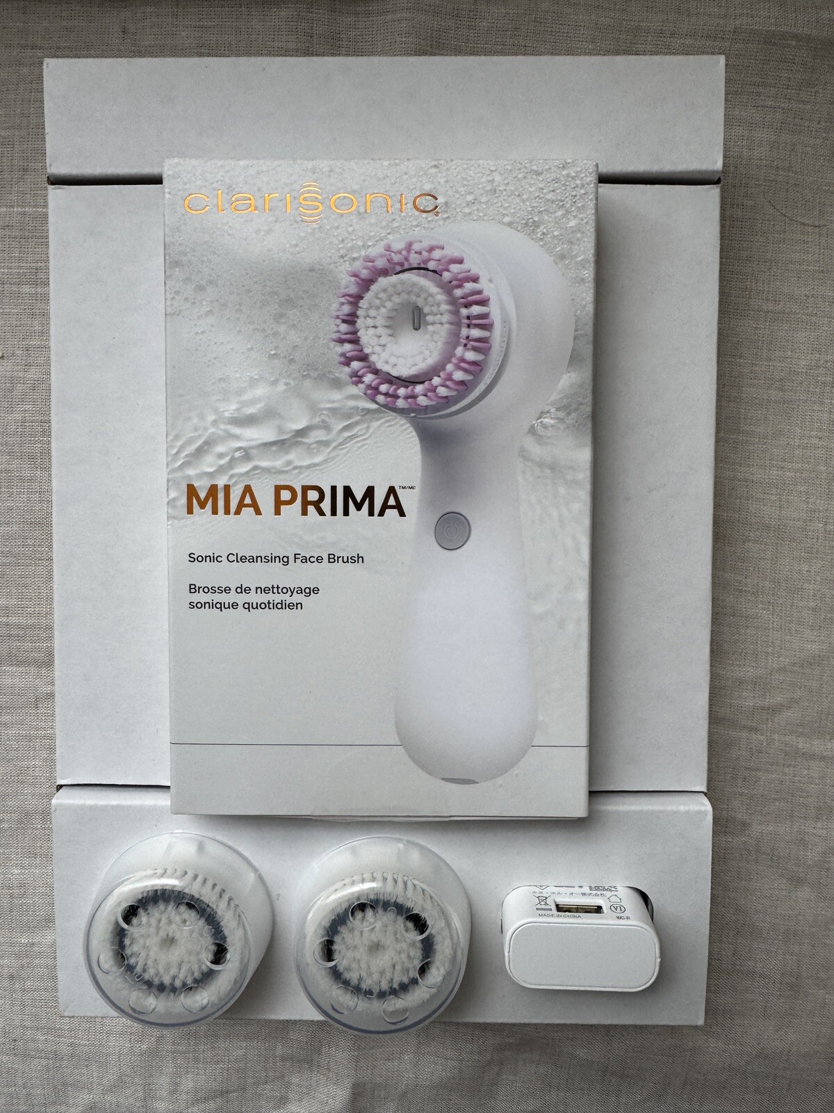 CLARISONIC Mia Prima Cleansing Tool With Classic Sensitive Brush Heads