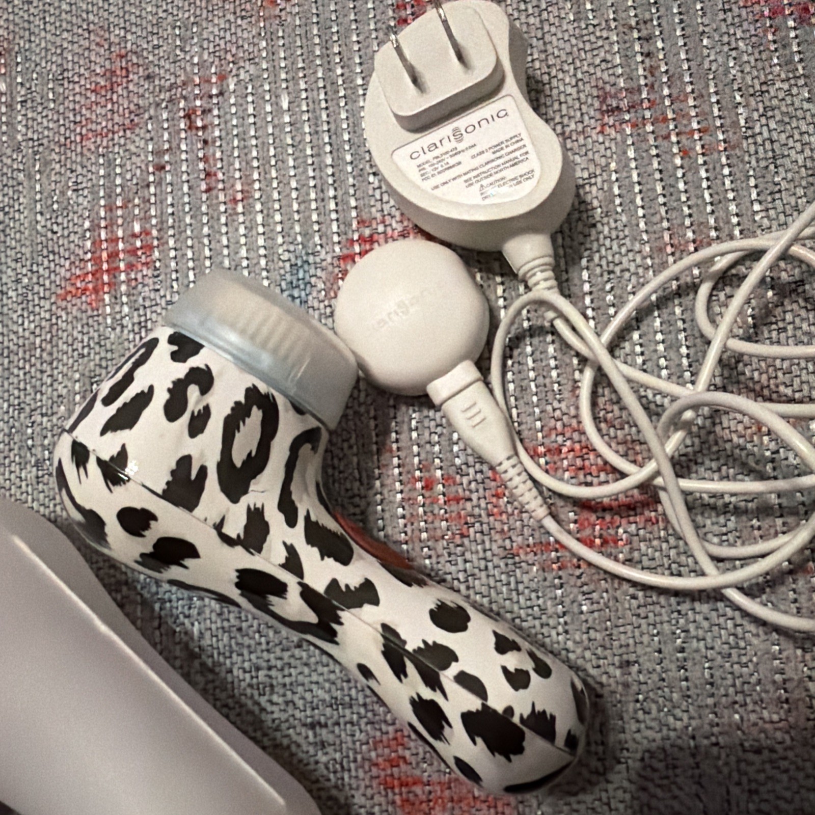 Clarisonic Mia 2 Facial Cleansing Device w/ Charger Tested