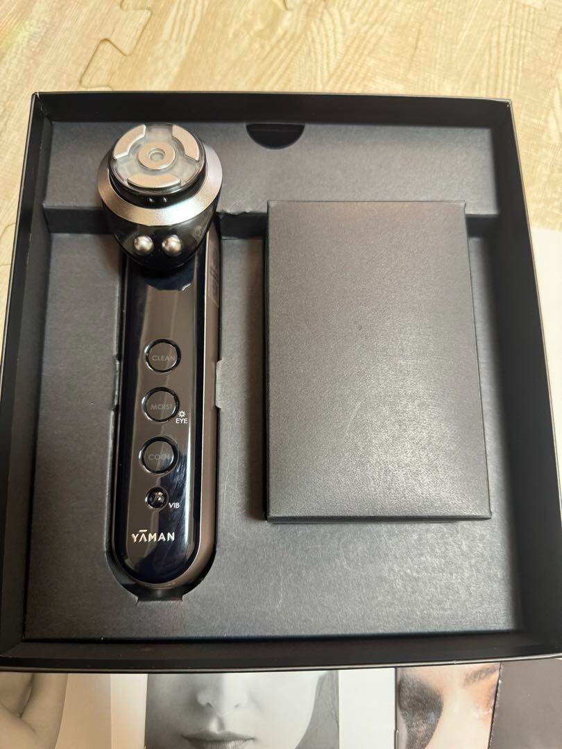YA-MAN RF Facial Equipment Photo Plus SS Prestige
