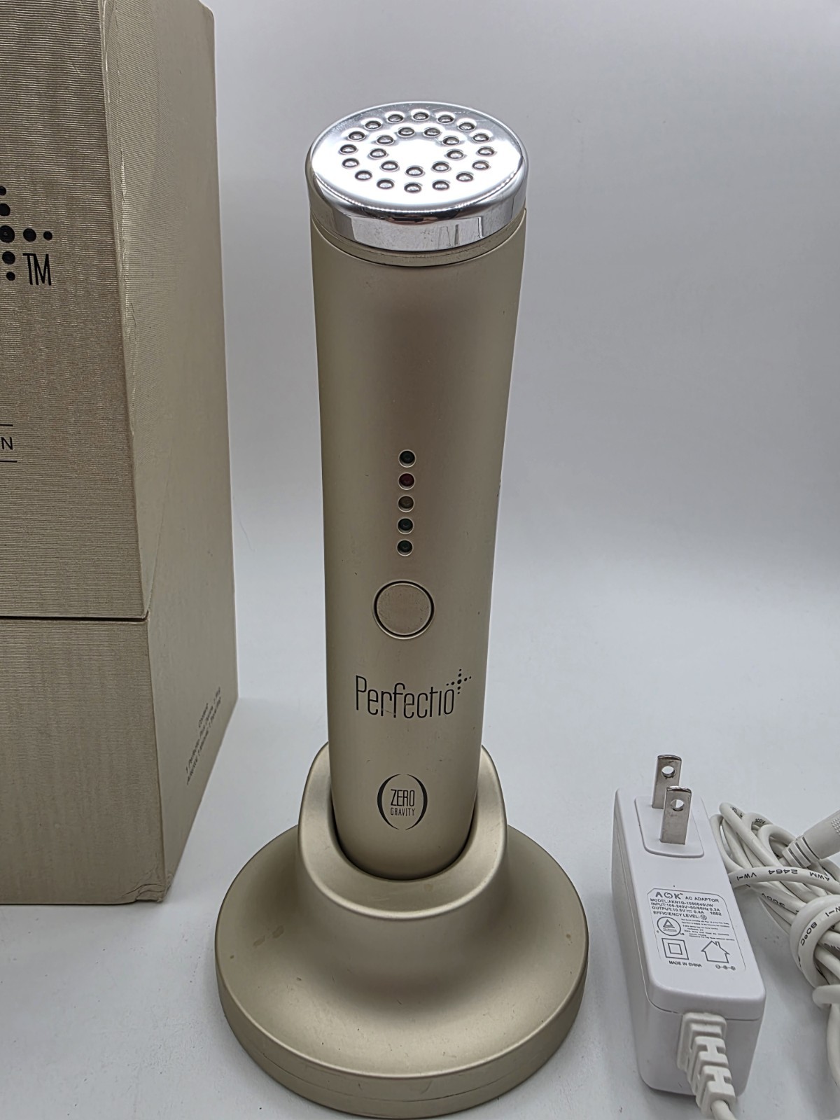 Perfectio Plus Gold Edition by Zero Gravity: Anti-Aging Skincare Light Therapy