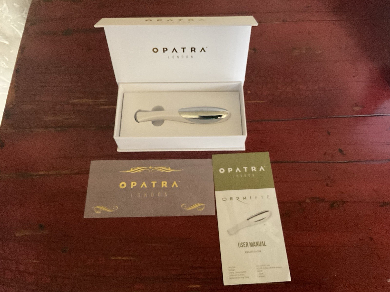 Opatra London Dermieye