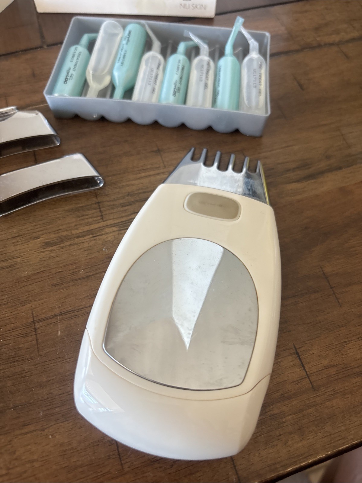 Nu Skin Galvanic Spa System II Anti-Aging Device And Facial Gels