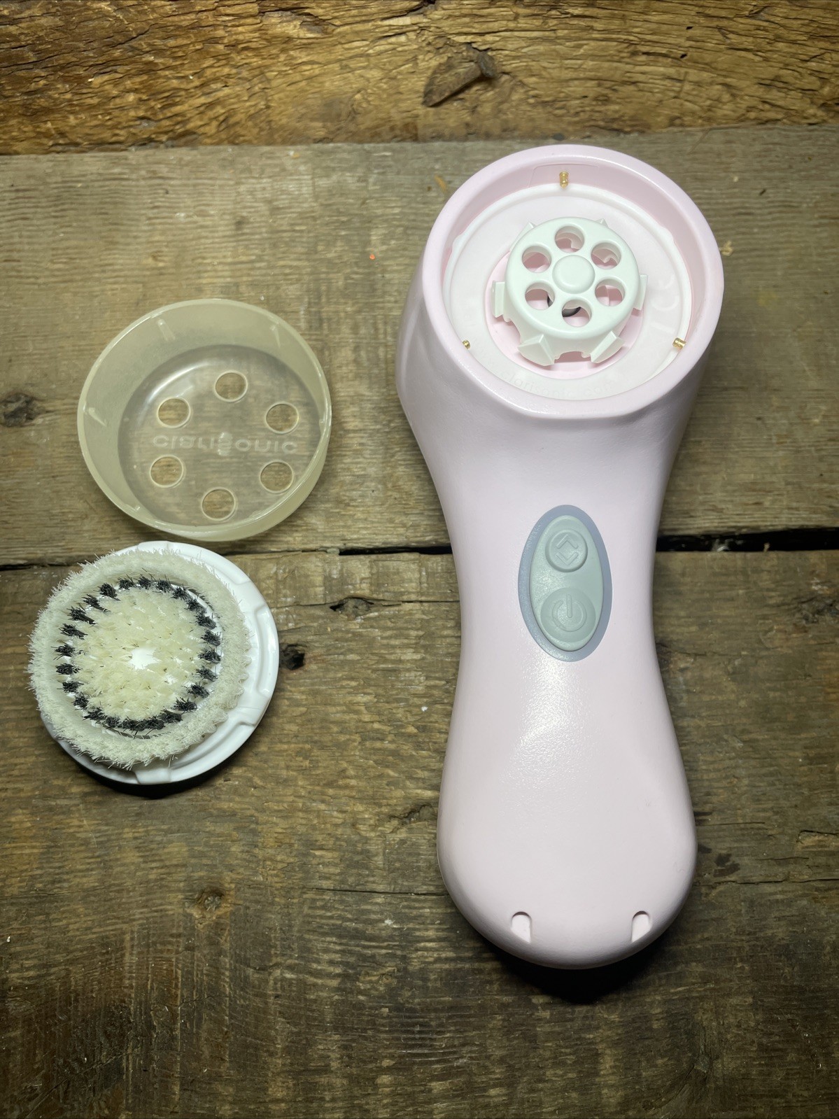 Clarisonic Pink Mia Smart Sonic Cleansing Face Brush W/Charger Case 1 Brush