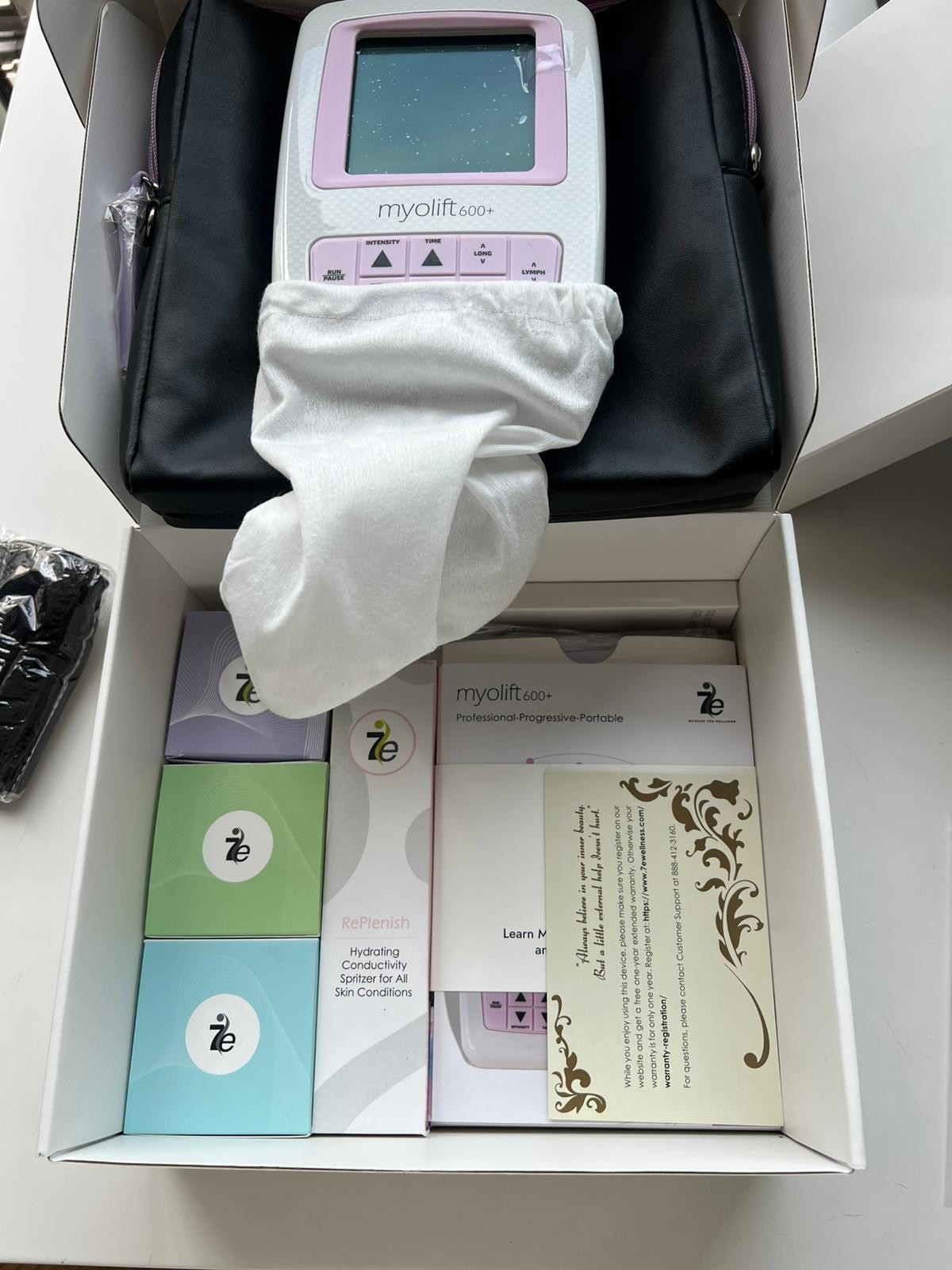 Myolift 600 Plus ATP Kit Microcurrent Facial Device NEW Boxed