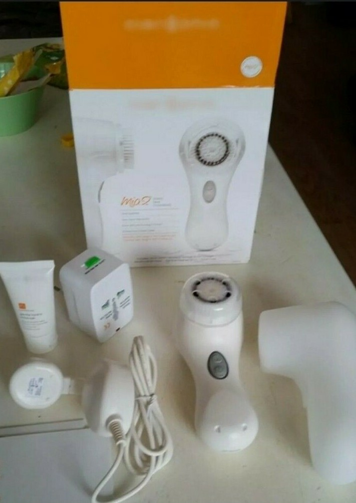 Clarisonic Mia 2 ultrasonic electric skin care facial Cleansing 3 colors NEW