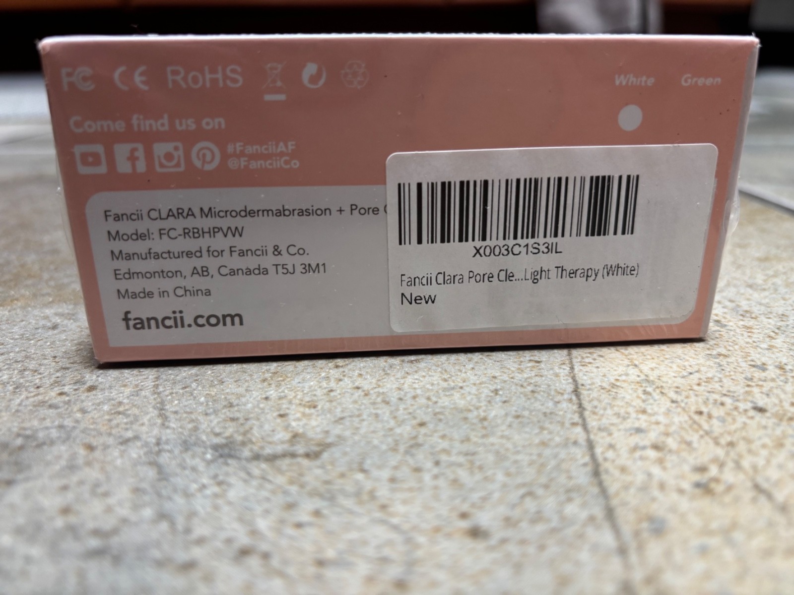 Fancii Clara Microdermabrasion + Pore Cleansing Vacuum *SEALED*