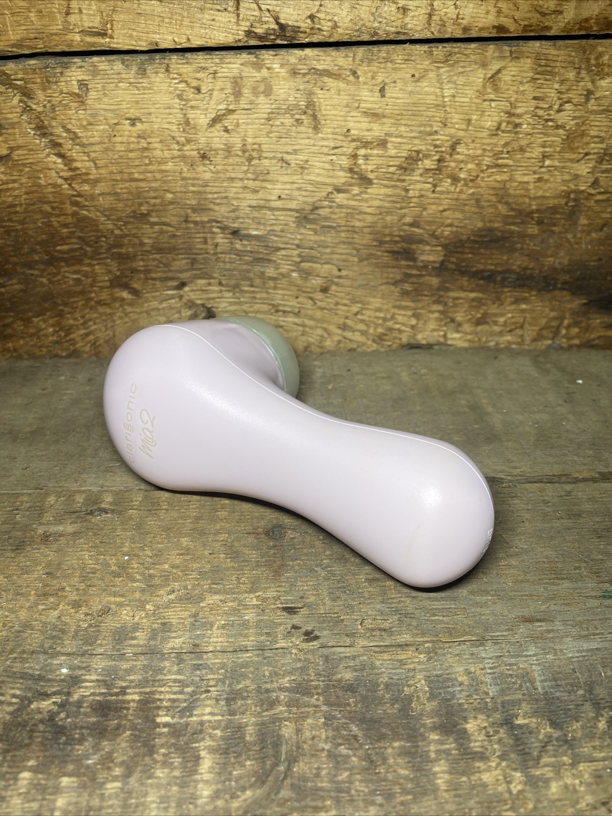 Clarisonic Pink Mia Smart Sonic Cleansing Face Brush W/Charger Case 1 Brush