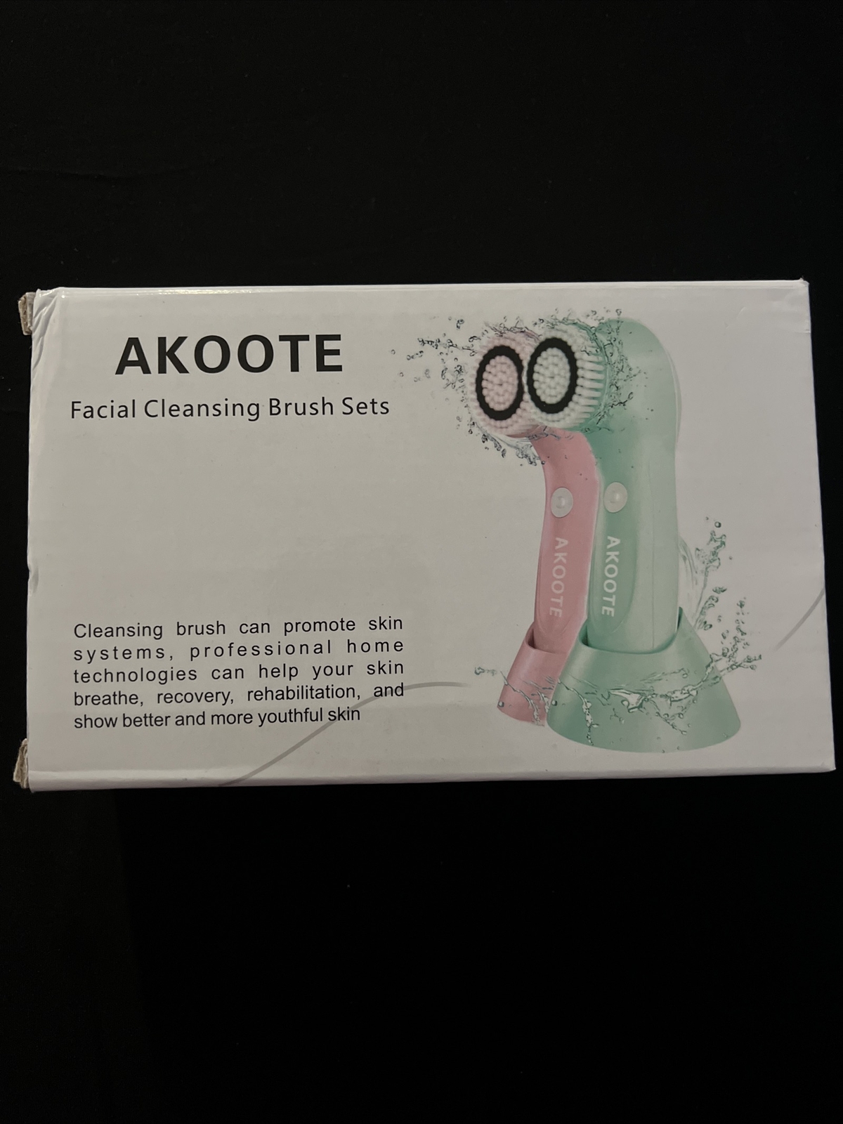 Akoote facial cleansing brush